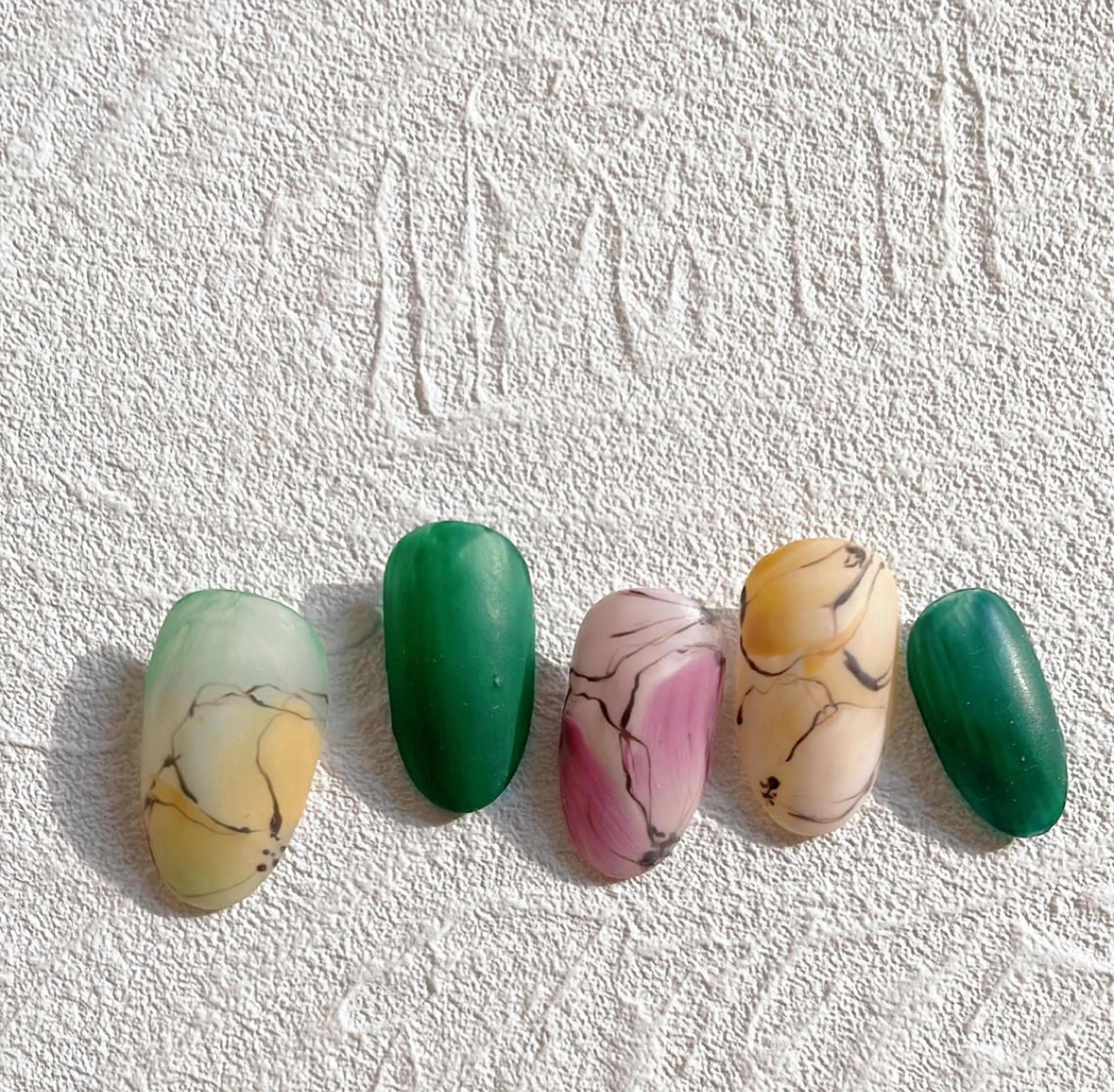 ネイル nail salon Farbe〜ファルべのネイルデザイン