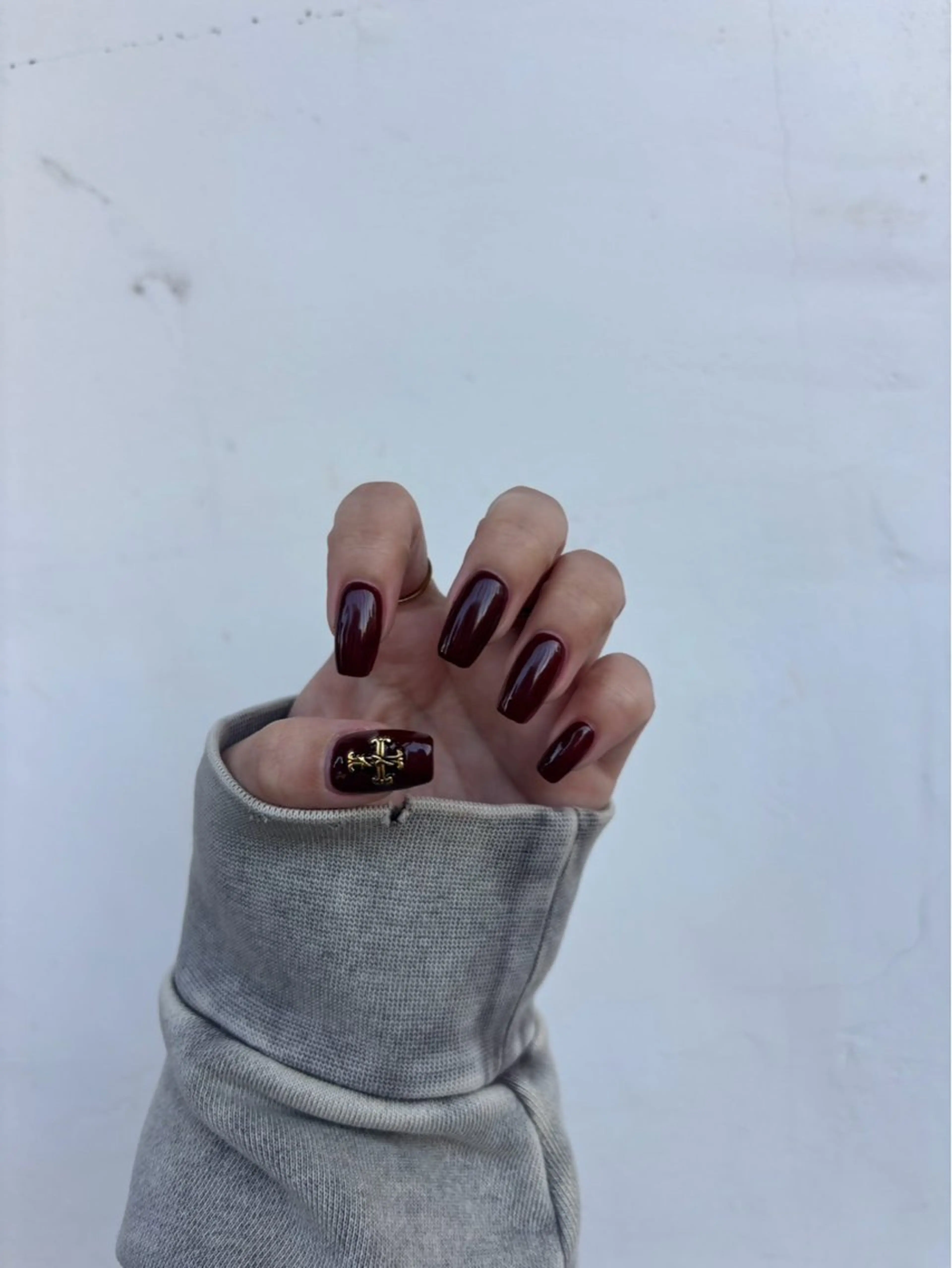 ネイル ボルドー ハンドネイル Nanami | BINELのネイルデザイン