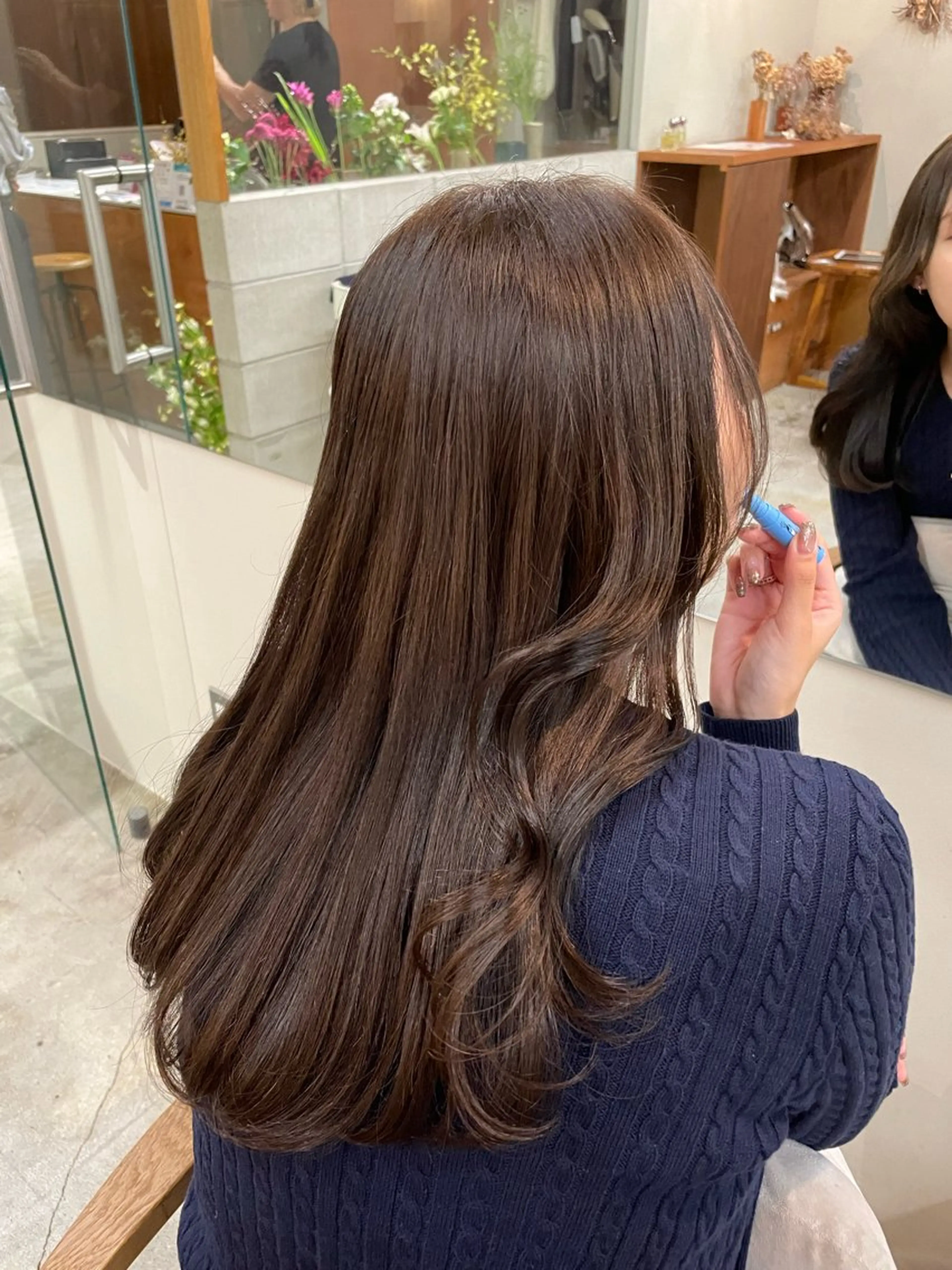 セミロング カラー 山下 悠月のヘアスタイル