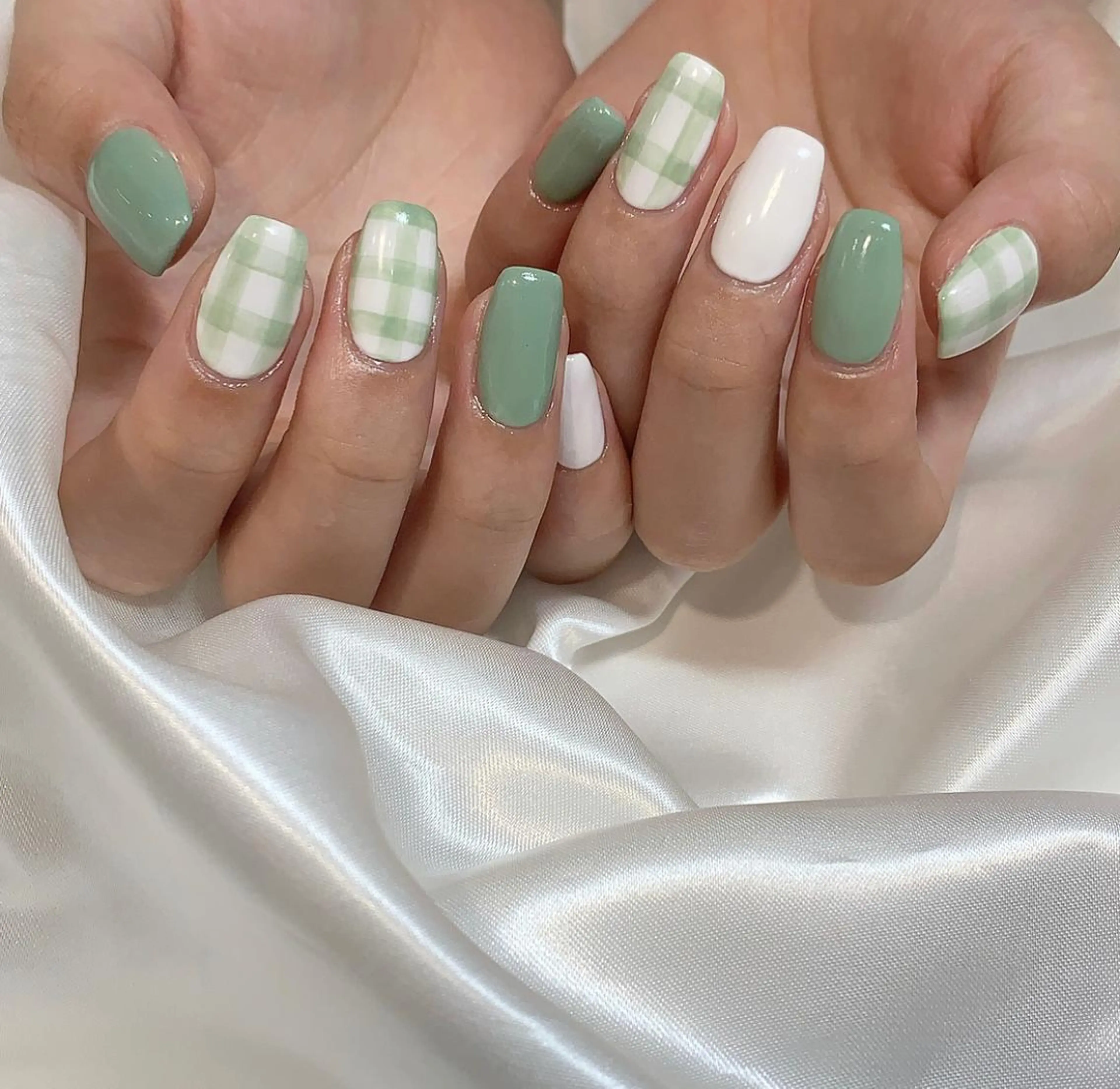 ネイル にしぐち はるかのネイルデザイン