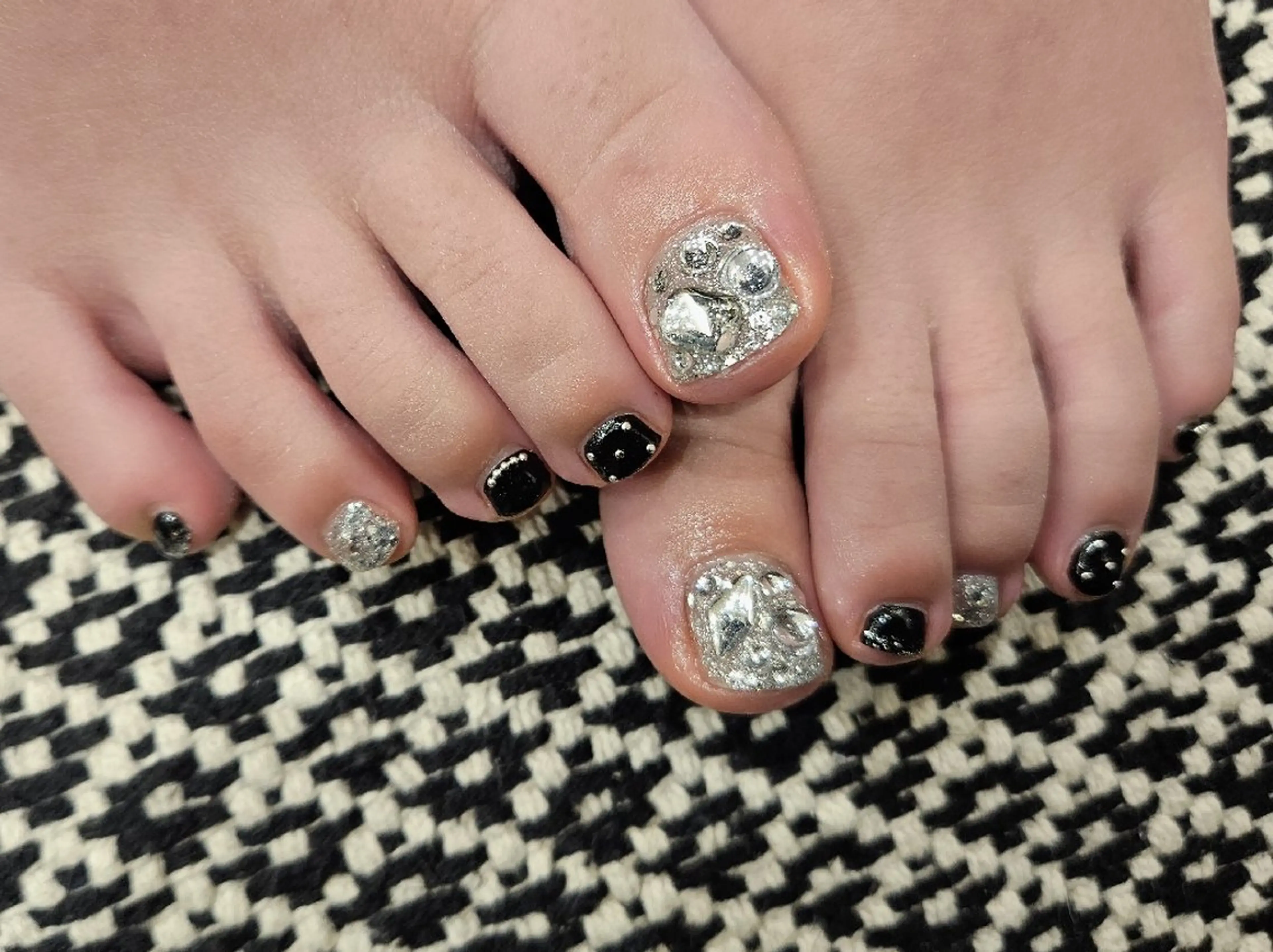 ✨️フットネイル + 角質除去フットケア✨️の写真