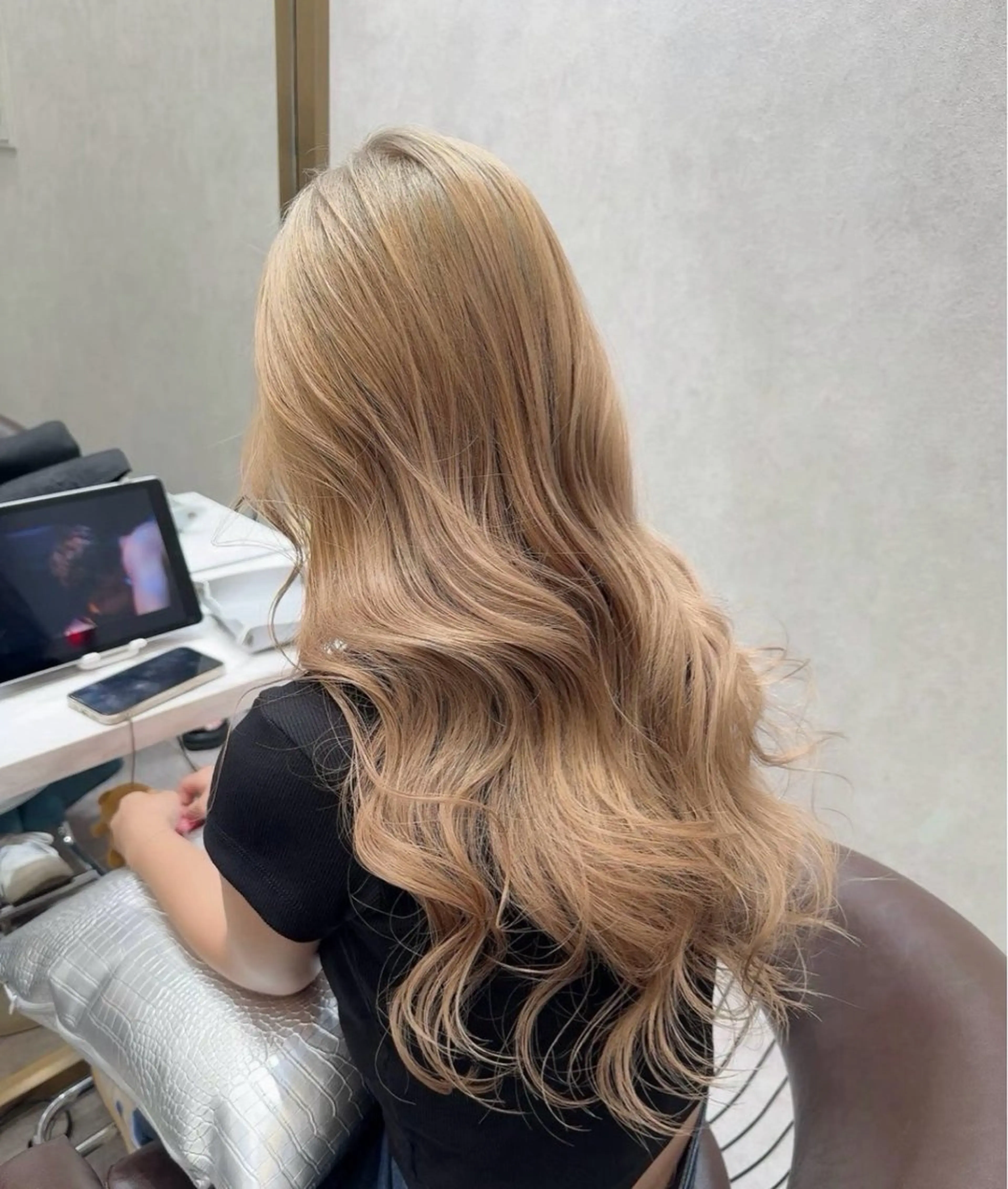 ロング 縮毛矯正 璃 音のヘアスタイル