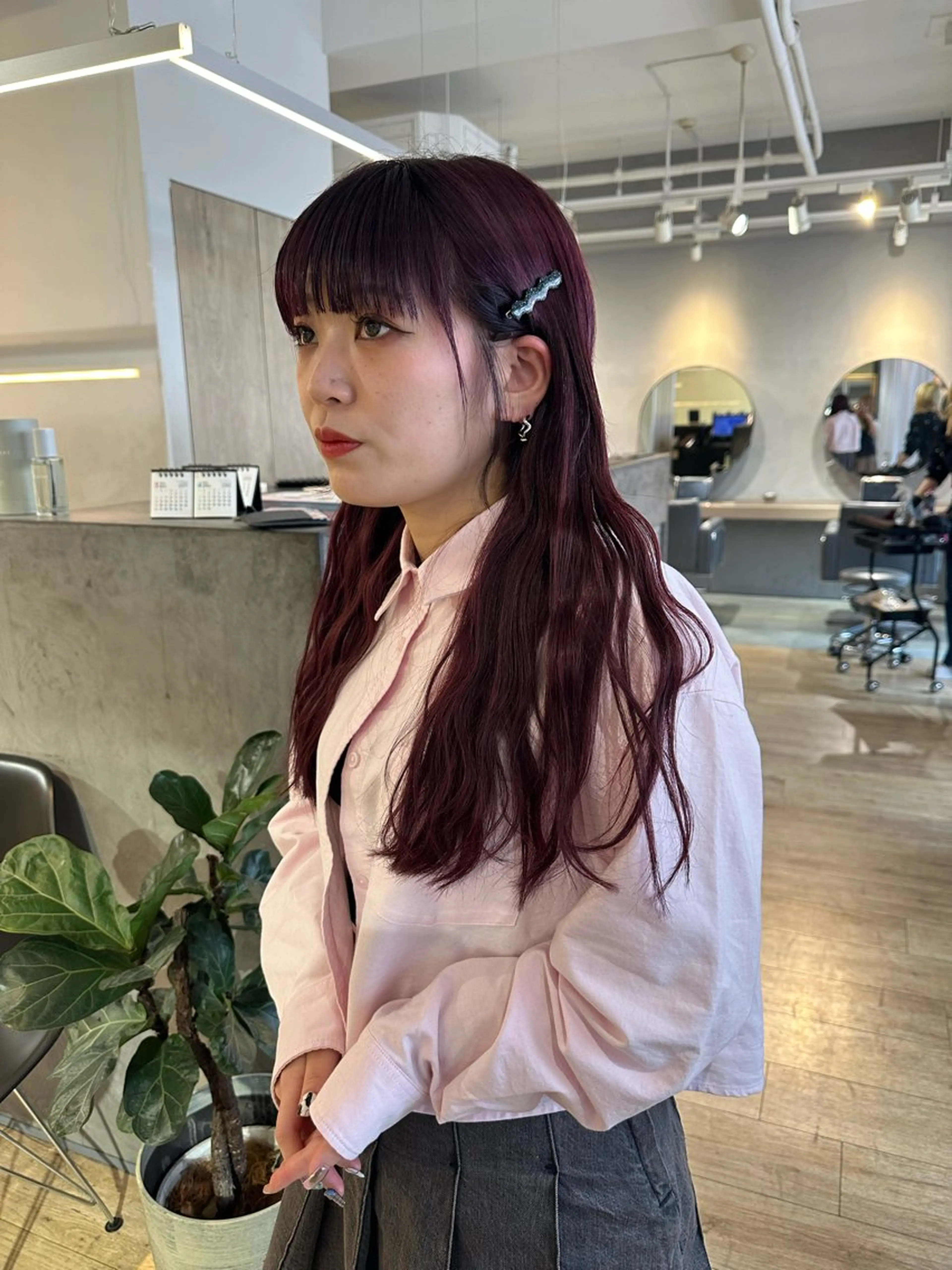 カット ヘアカラー エクステ 美髪・シールエクステ ホソタニリョウコのヘアスタイル