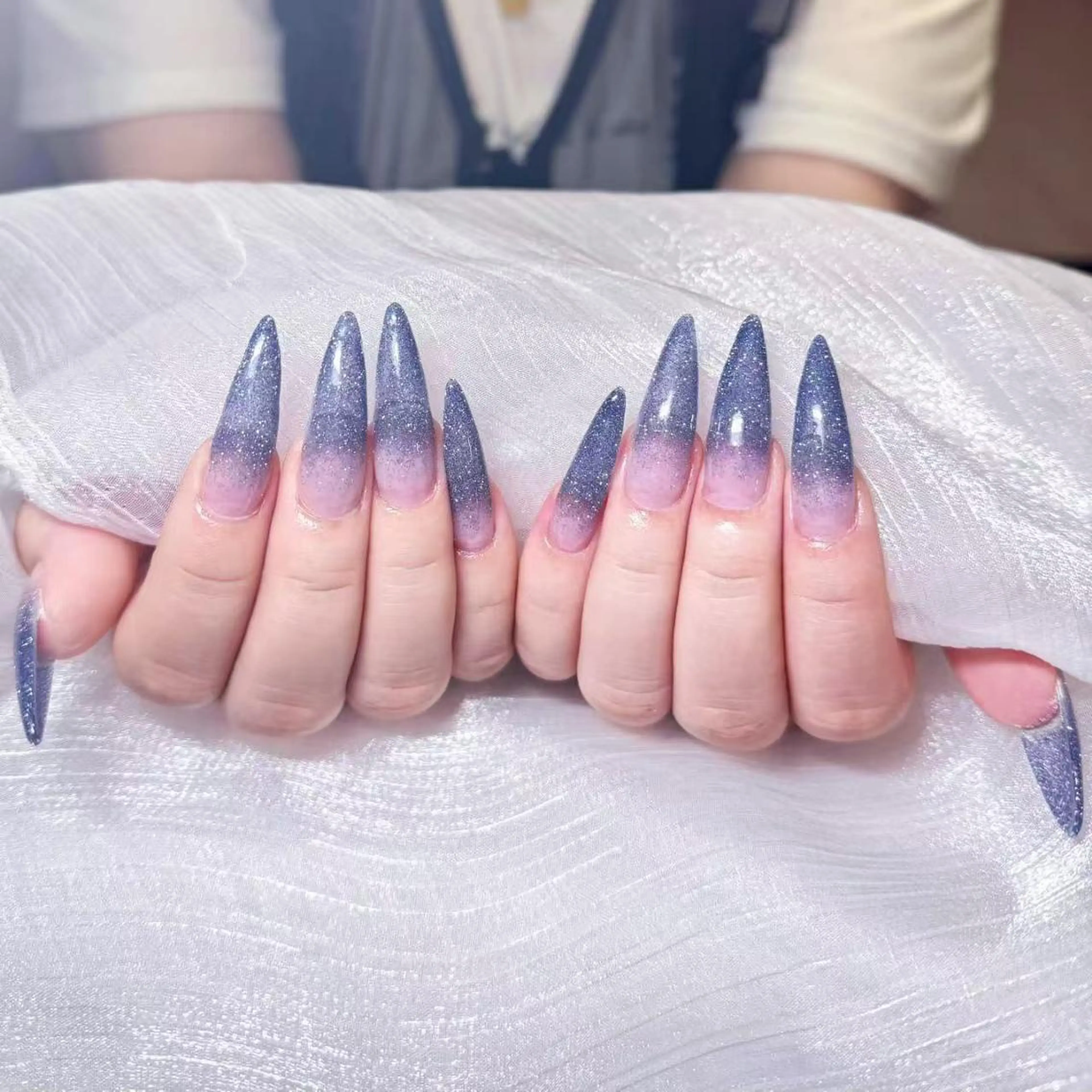 ネイル アートネイル オーロラネイル ガーリー キラキラネイル マグネットネイル ハンドネイル DIAMOND 💦のネイルデザイン