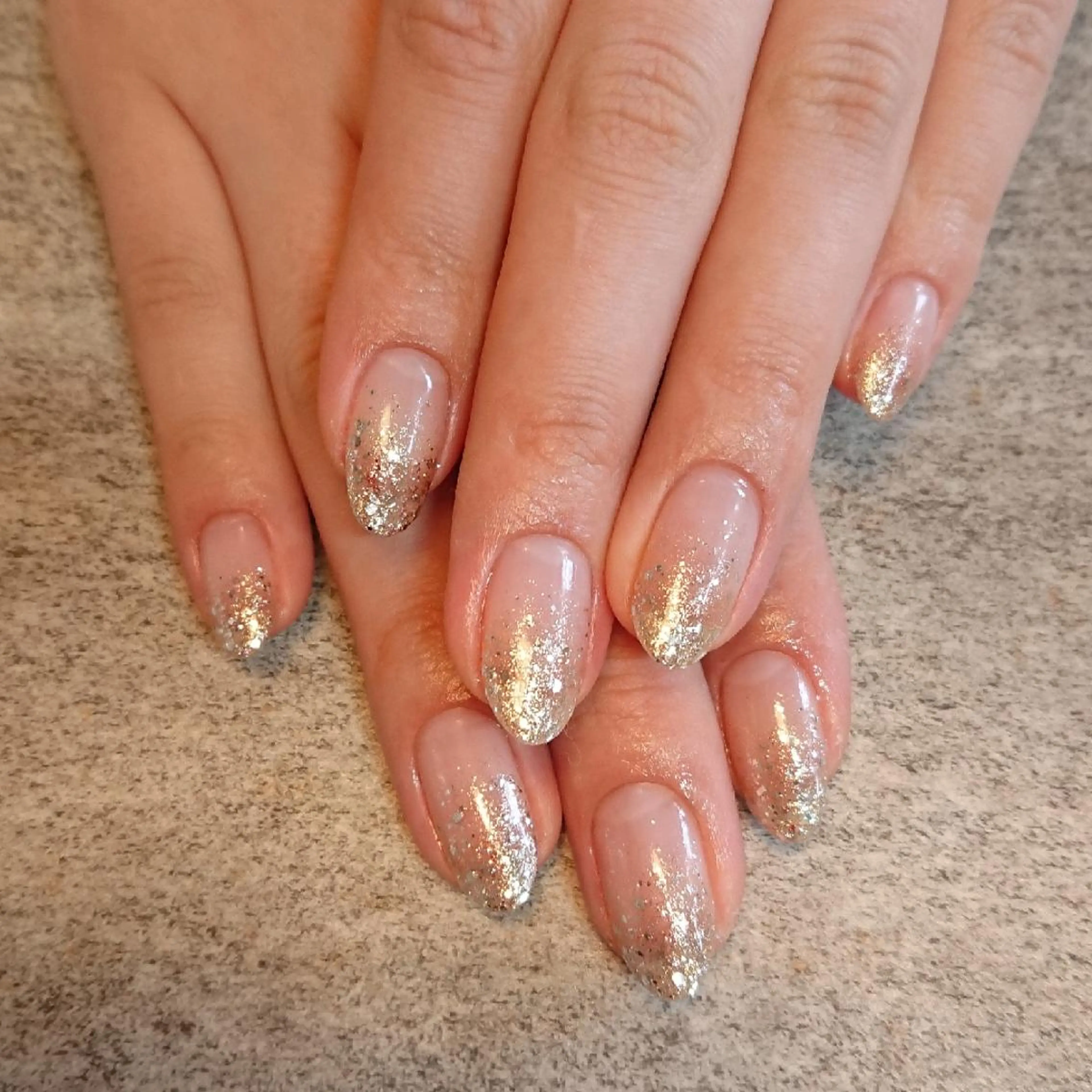 ネイル ラメ(グリッター) ラメグラデーション ジェヌインネイル 河内のネイルデザイン