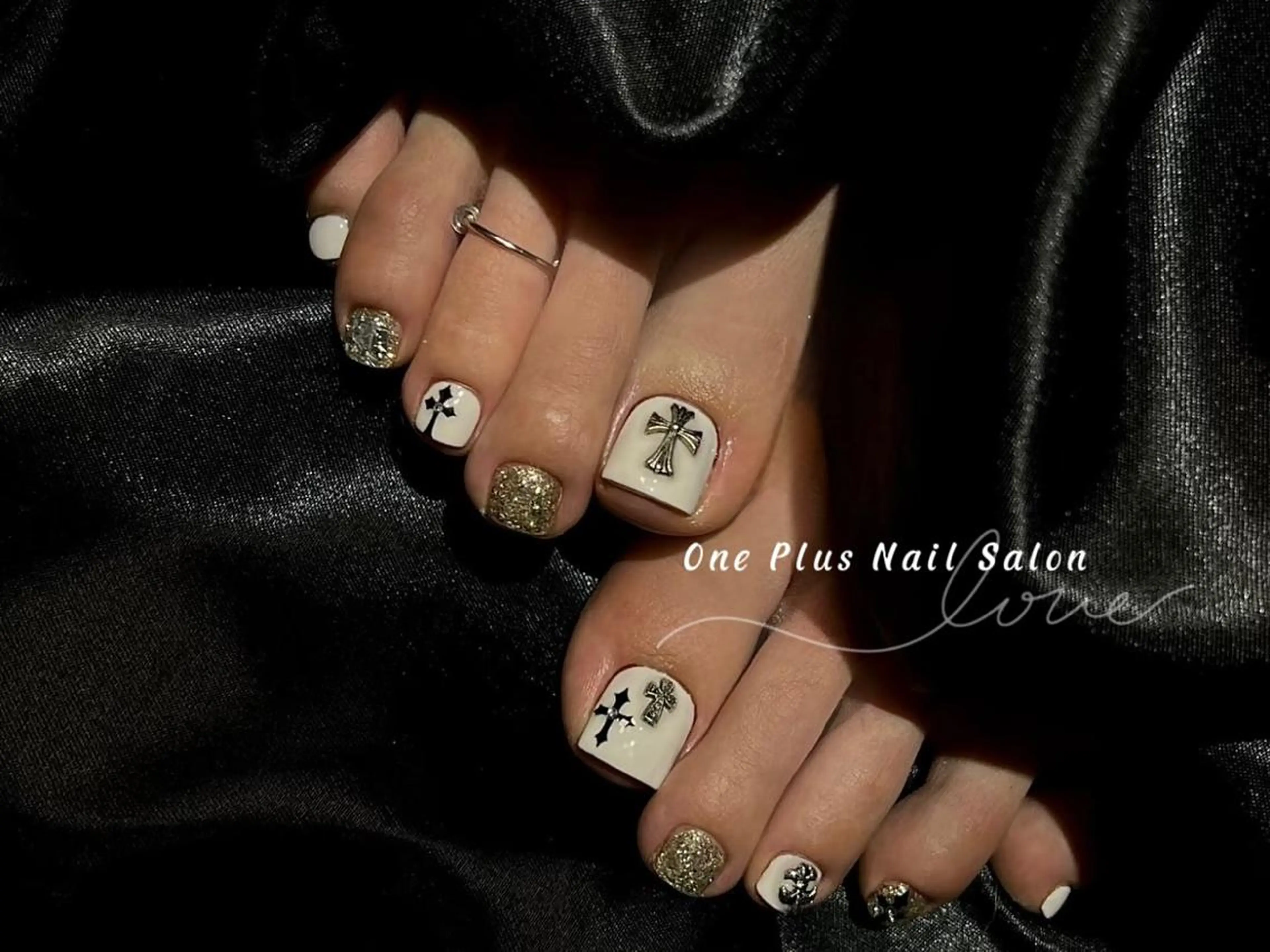 ネイル フレンチネイル ハンドネイル One Plus Nail Salonのネイルデザイン