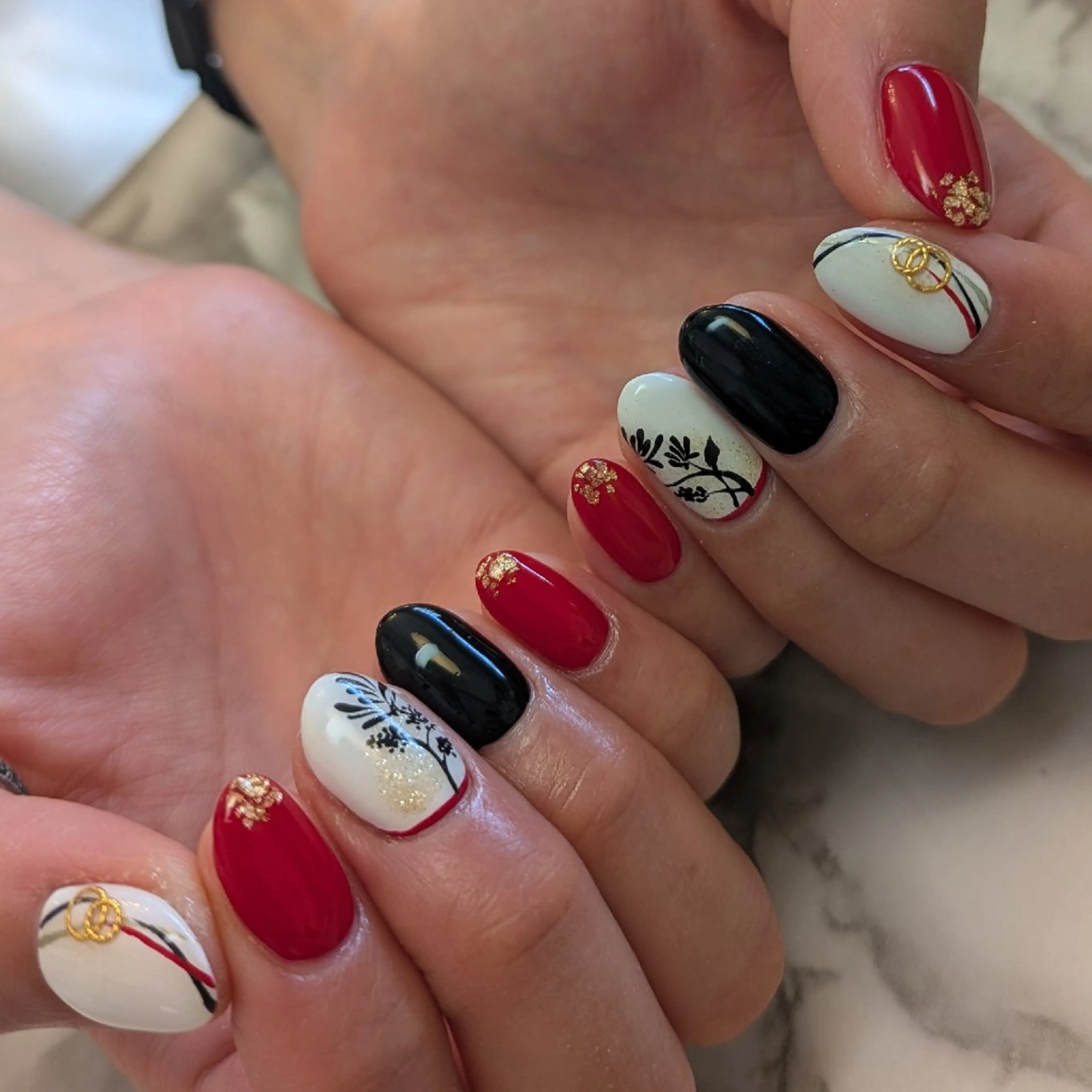 ネイル ジェヌインネイル 河内のネイルデザイン