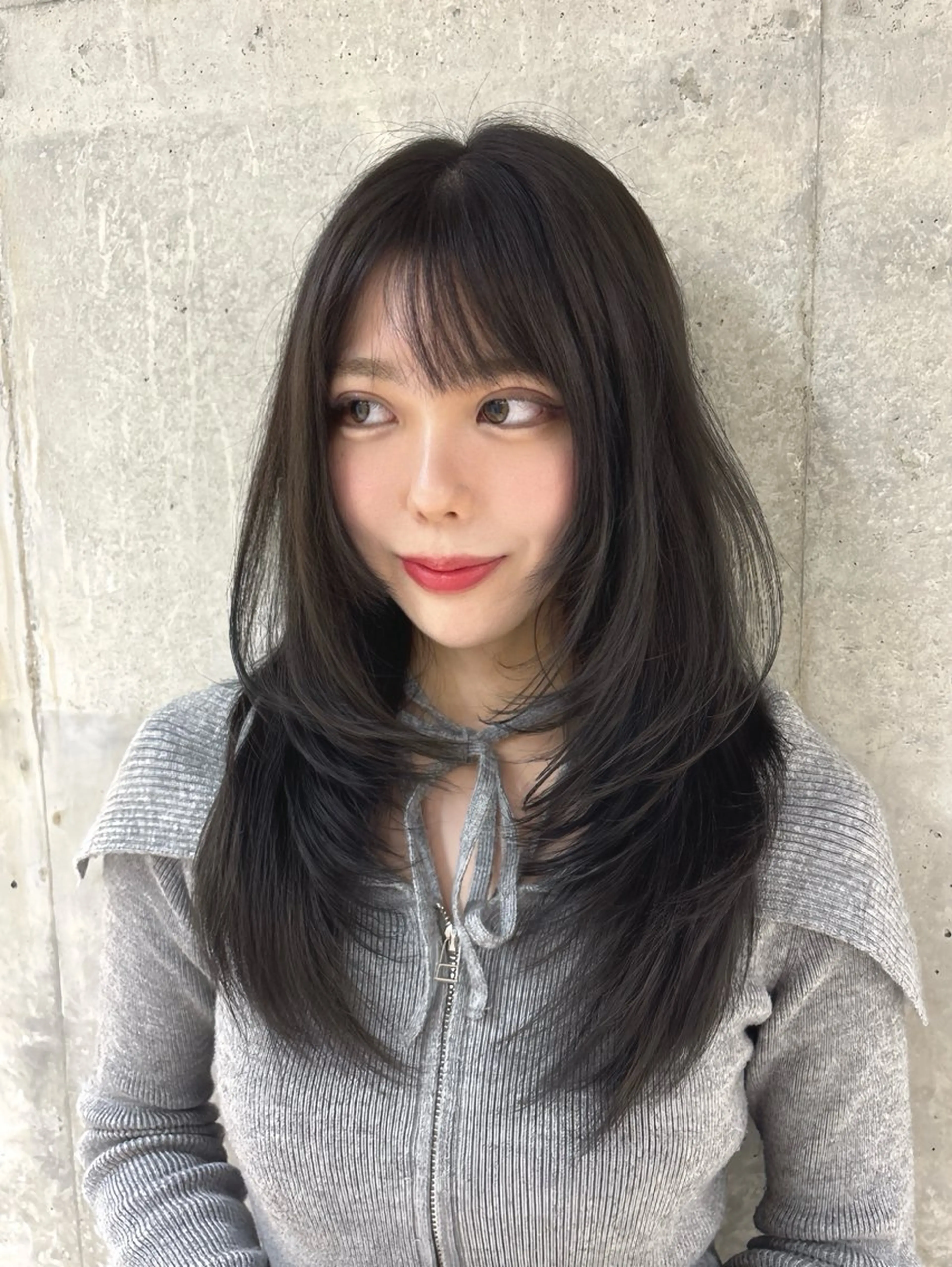 セミロング カラー 韓国レイヤー透明感 カラーヨウスケのヘアスタイル