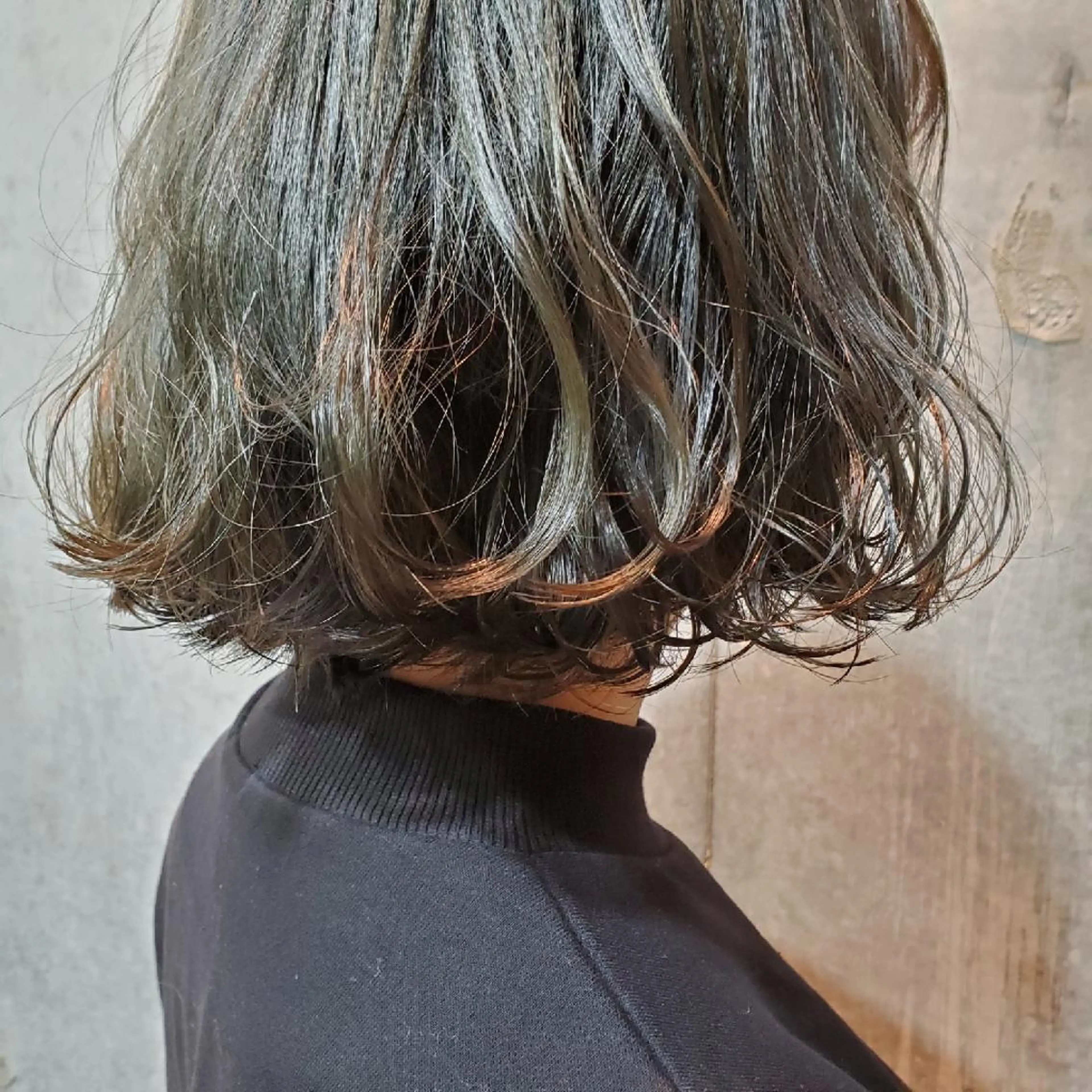 ミディアム カラー カット ヘアカラー トリートメント GIFT所属・谷 結奈のヘアスタイル