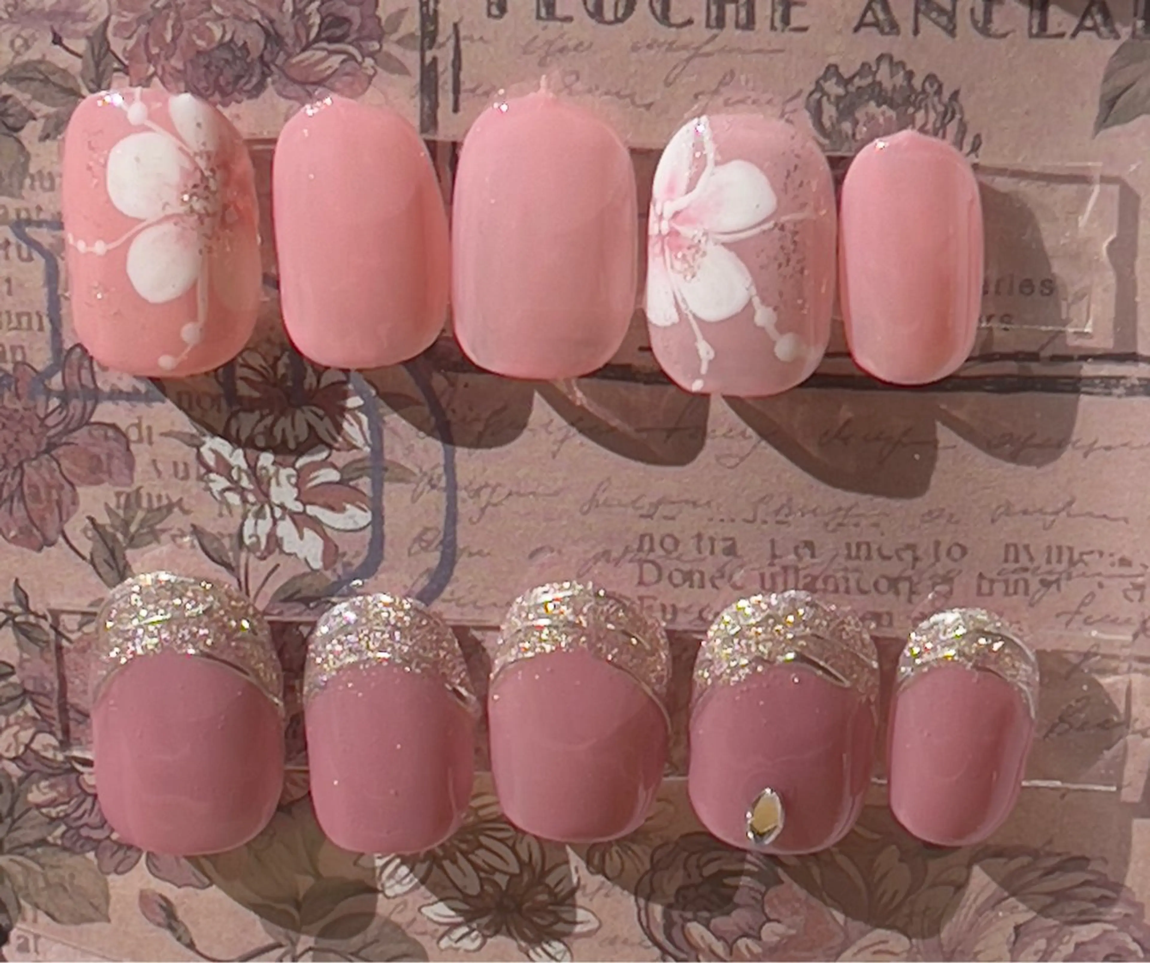 ネイル MojoSalon所属・脱毛&ネイル&エステ MojoSalonのエステ・リラクイメージ