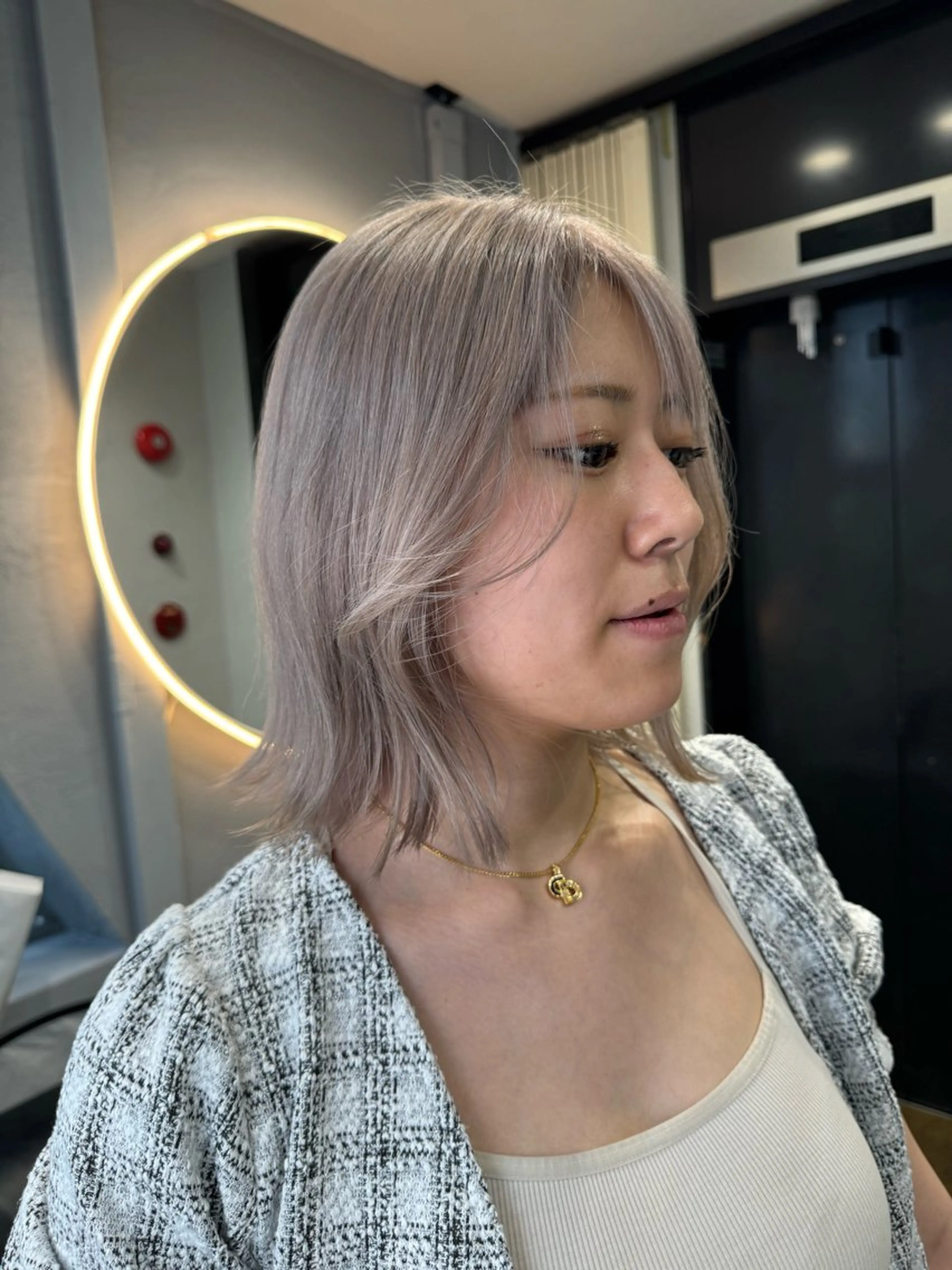 ショート カラー dao/ミルクティー /ブラウン/ブロンドのヘアスタイル