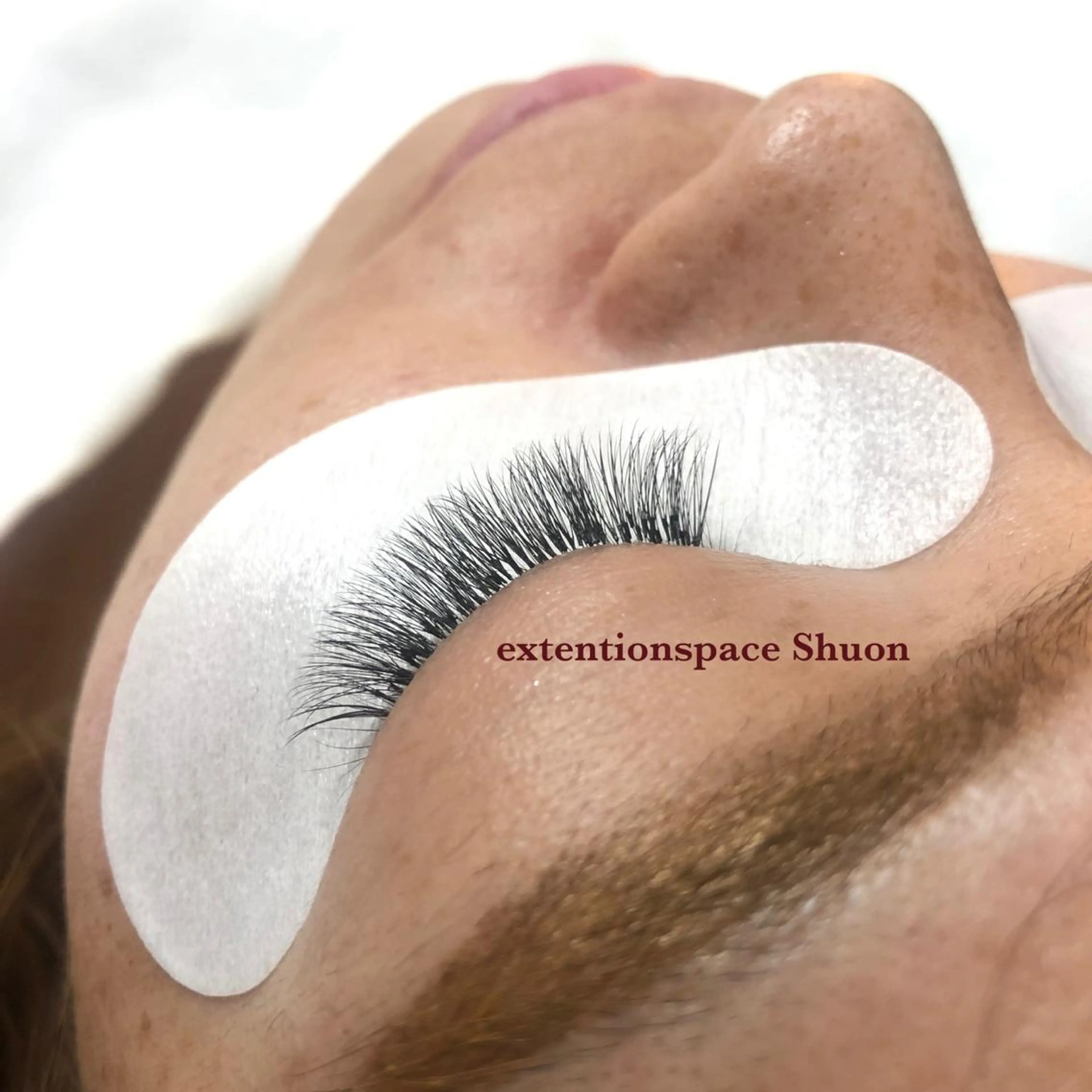 マツエク・マツパ ボリュームラッシュ KITTY 立川のネイルデザイン