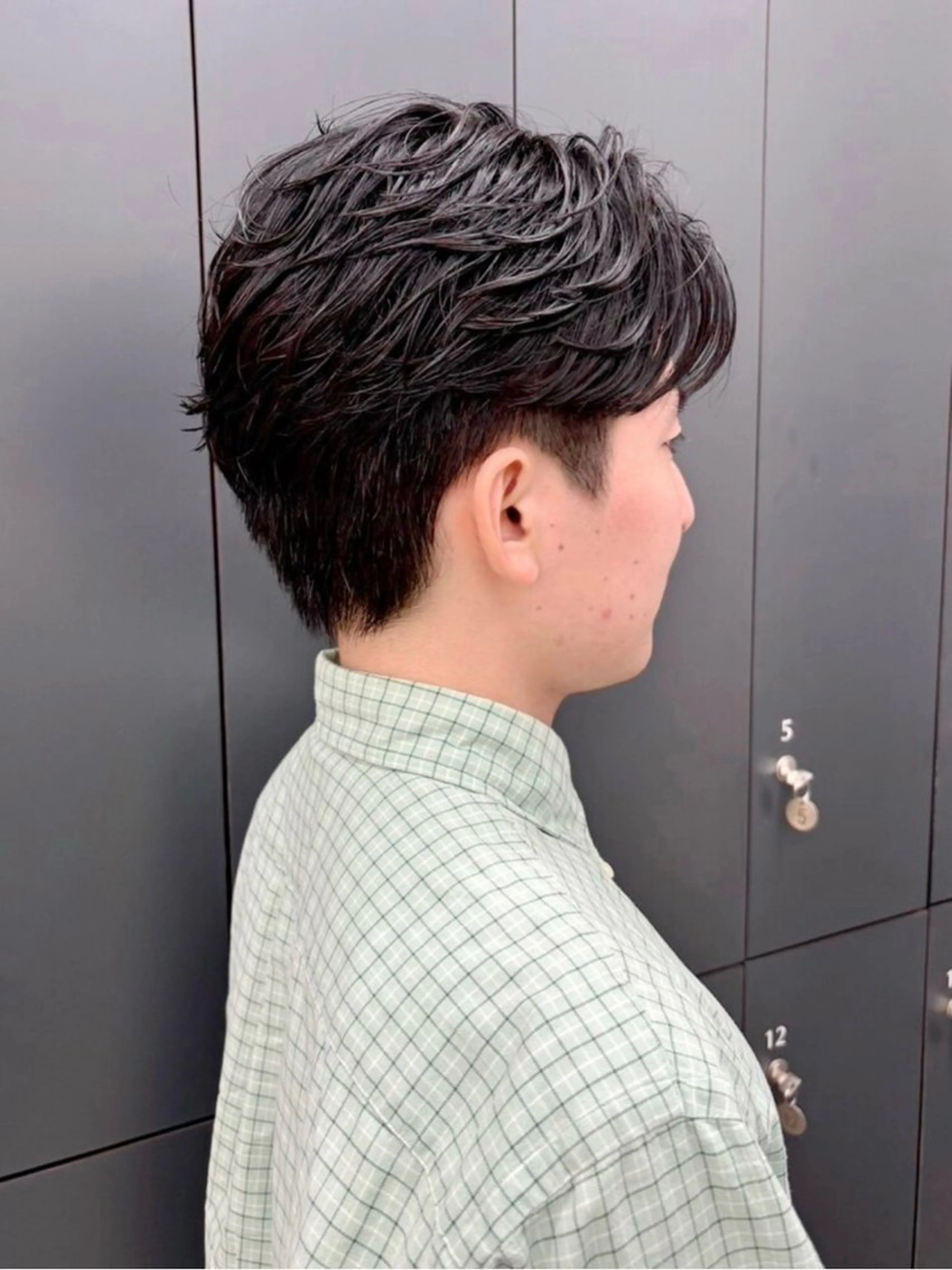 カット+フェザーパーマの写真