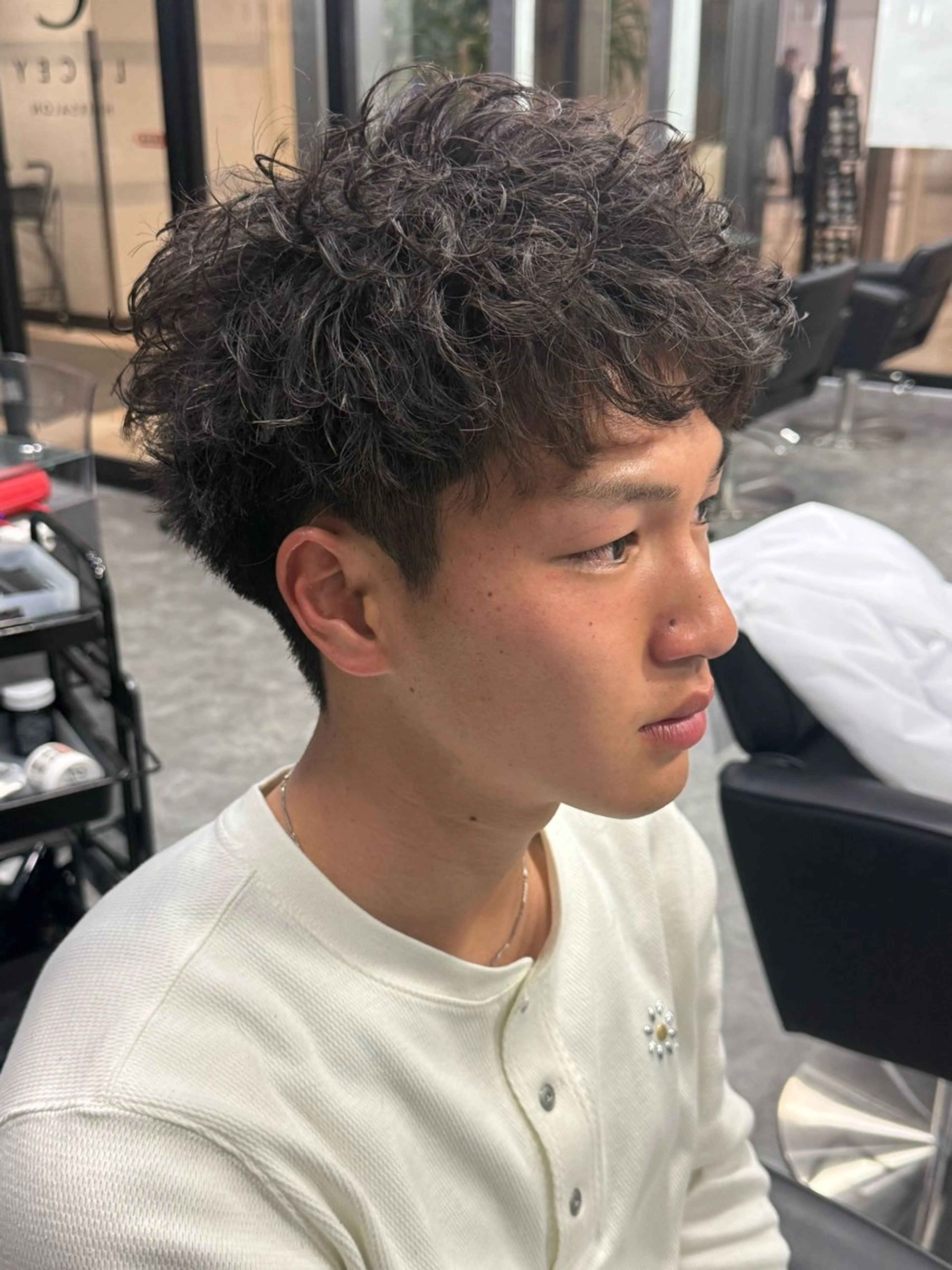 メンズ パーマ 本田 有里のヘアスタイル