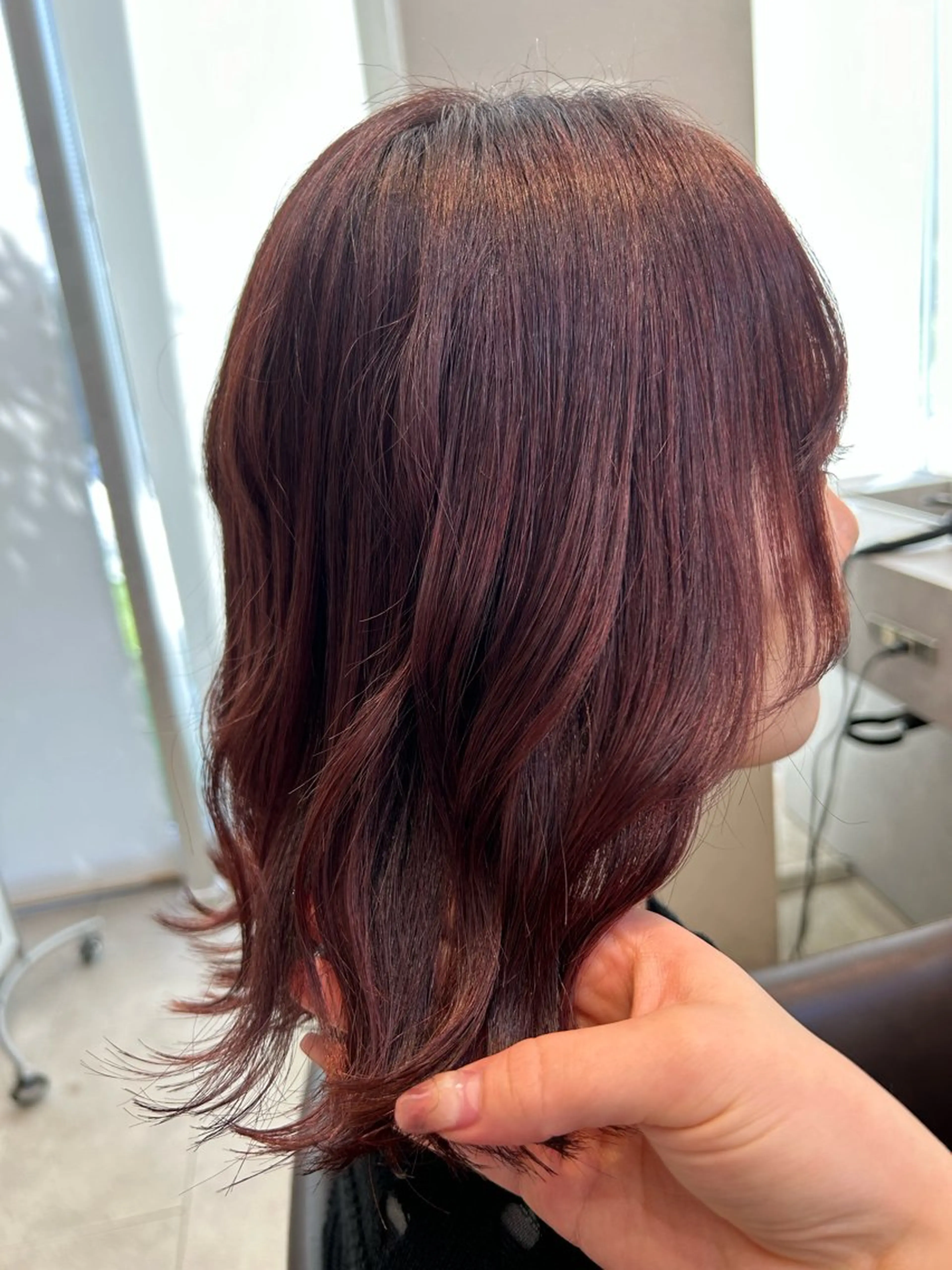 ミディアム カラー Lolonois 森ノ宮【 yui 】のヘアスタイル