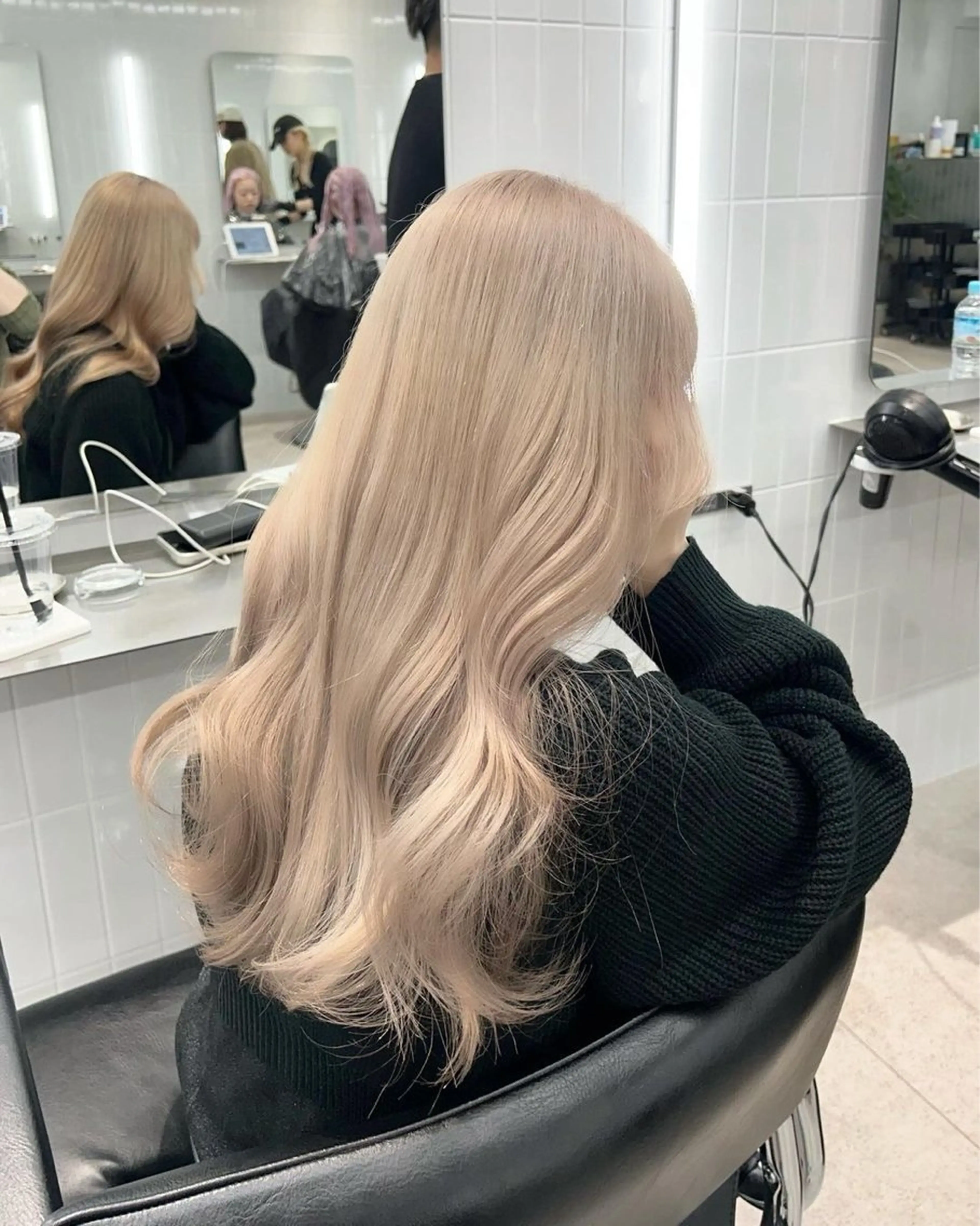 カラー ヘアカラー onyx所属・ハイトーン/ブリーチ 透明感ミルクティーのヘアスタイル