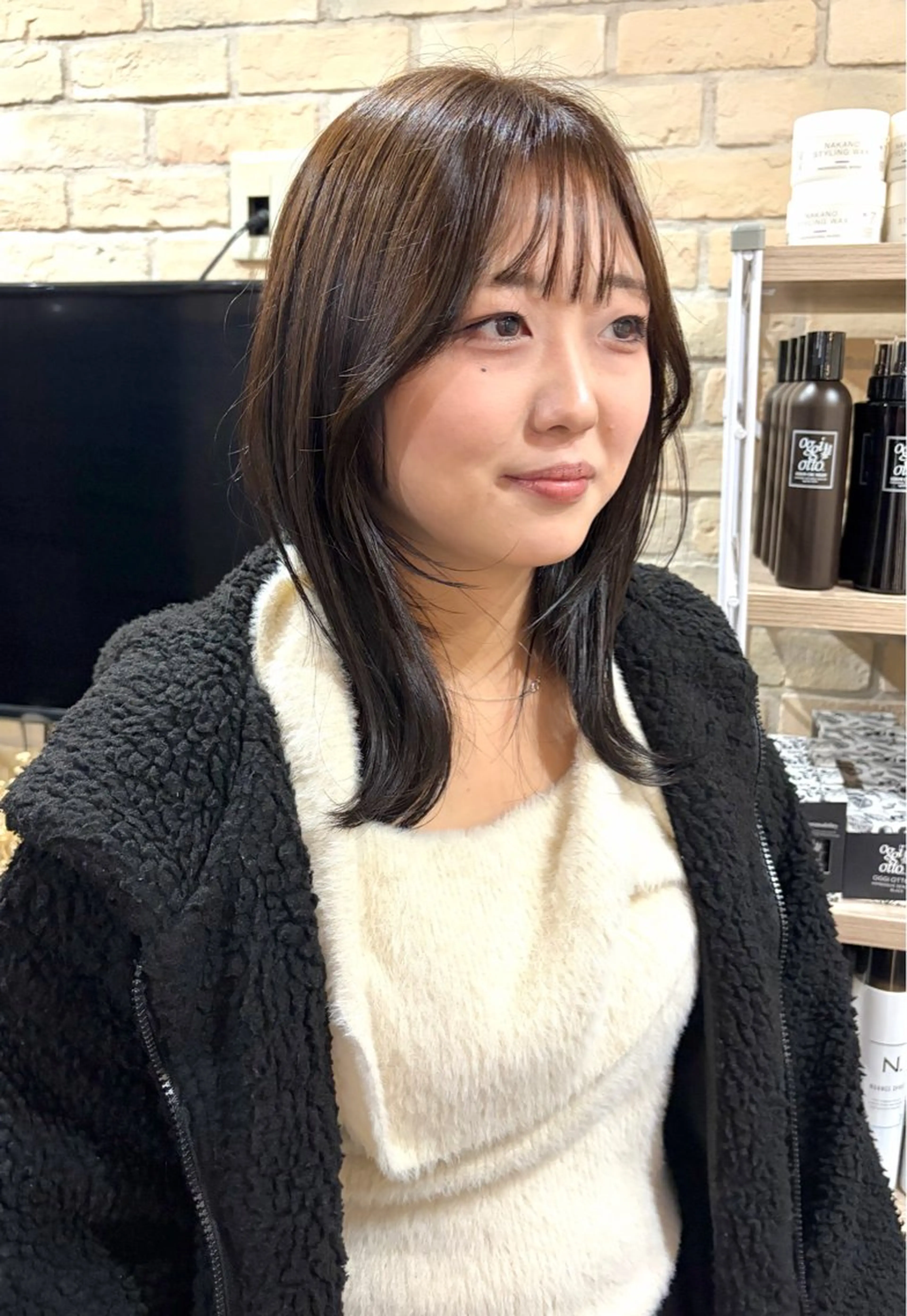 ミディアム ミディアムレイヤー 顔周りカット レイヤーカット カット ヘアカラー トリートメント 【髪質改善】 TAIGA🐯のヘアスタイル