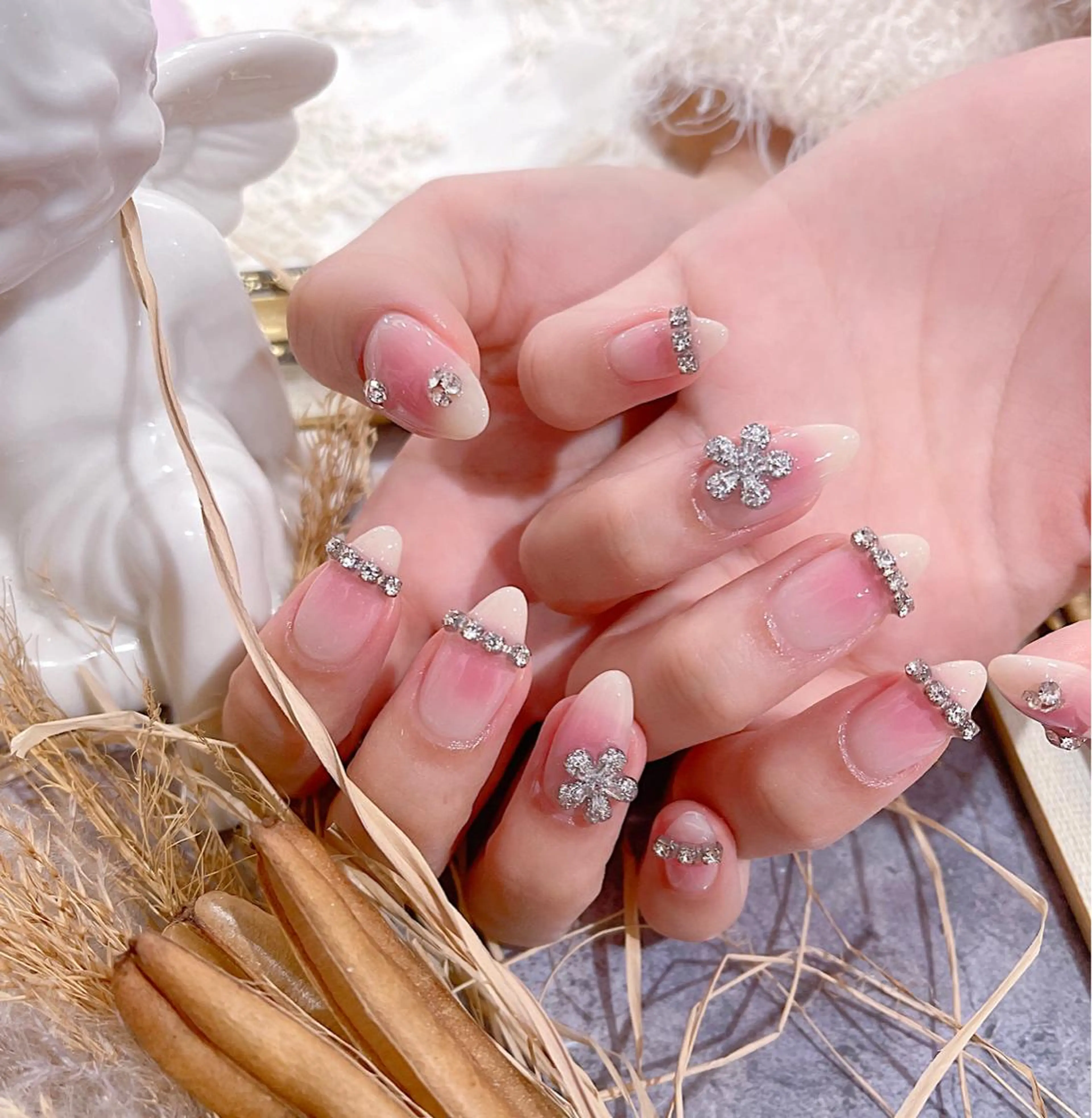 ネイル FLY Nail Salonのネイルデザイン