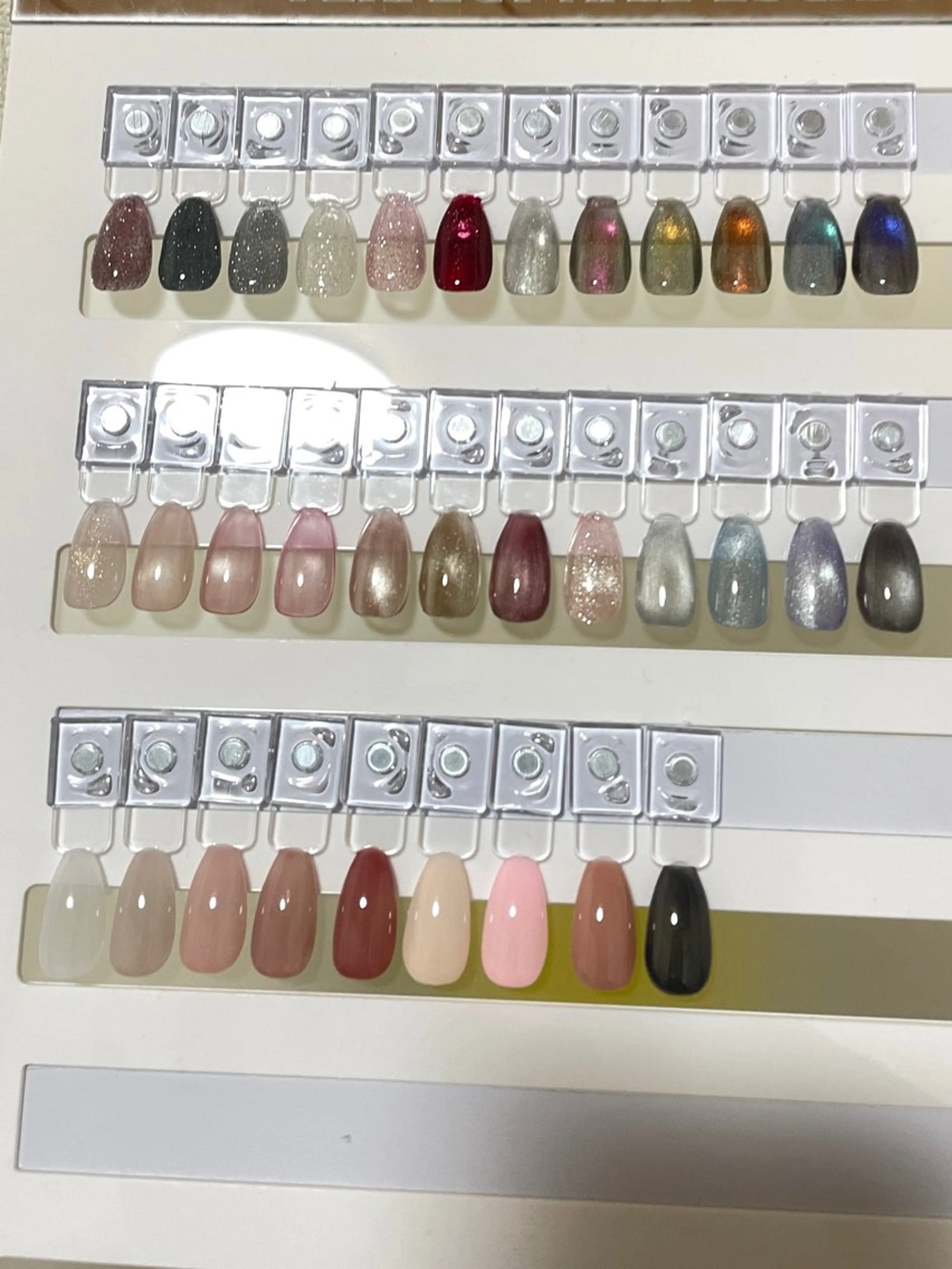 ネイル nail room utouto所属・横田 綾乃のネイルデザイン