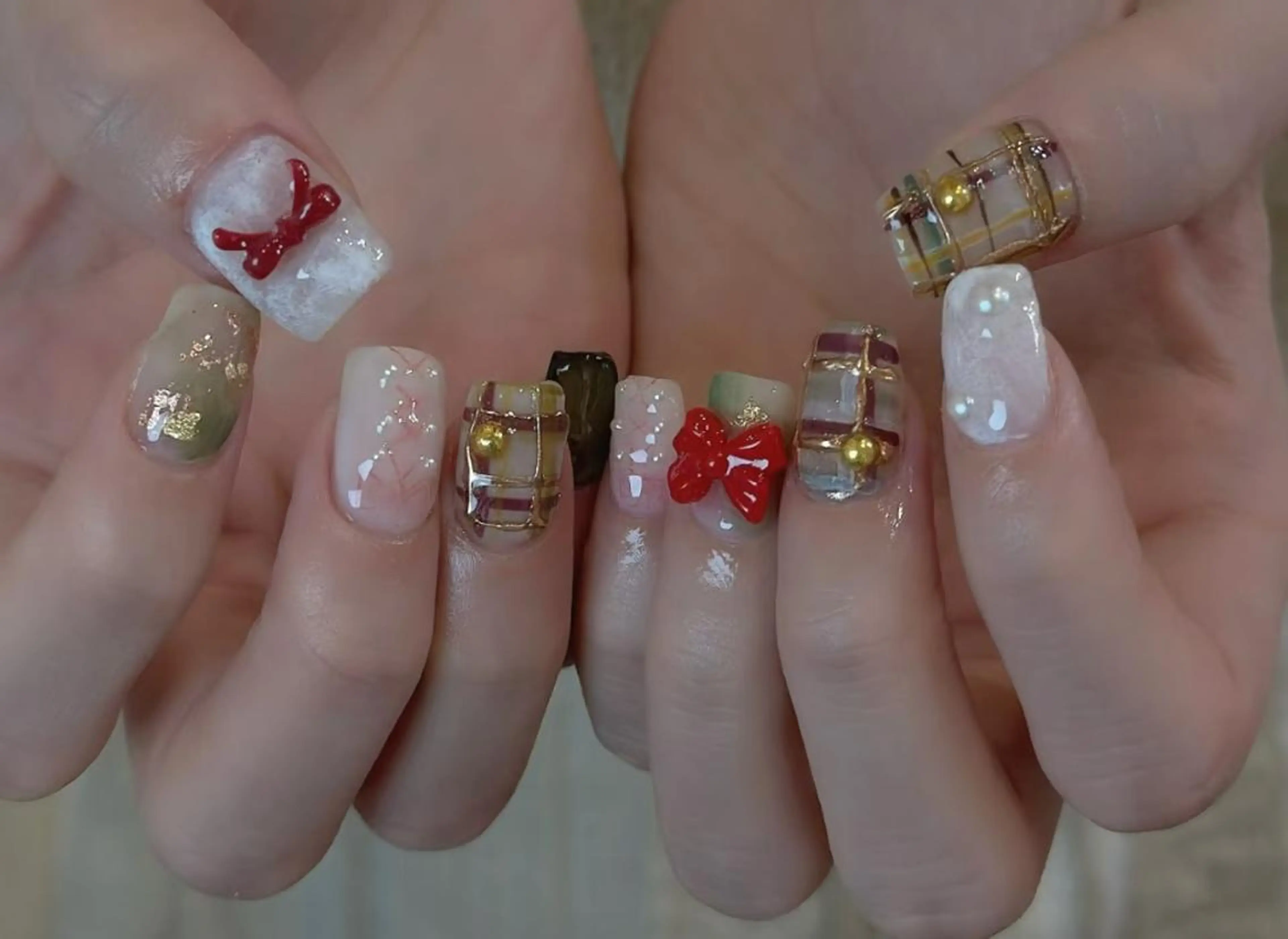 ネイル ハンドネイル 🎀 NaNa_nailのネイルデザイン