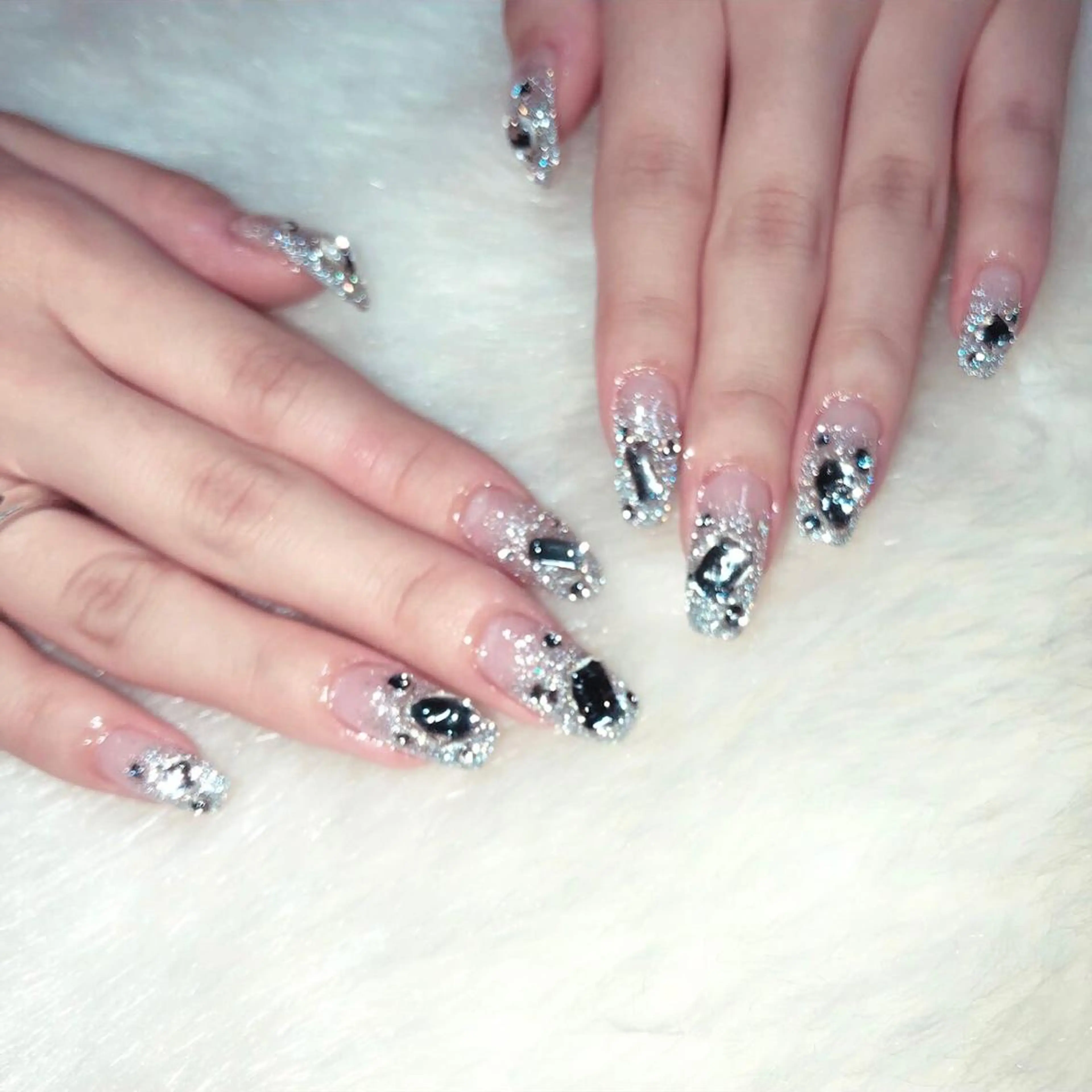 ネイル ハンドネイル フットネイル ハンドケア Nes.Nail所属・Miyagi Asamiのネイルデザイン