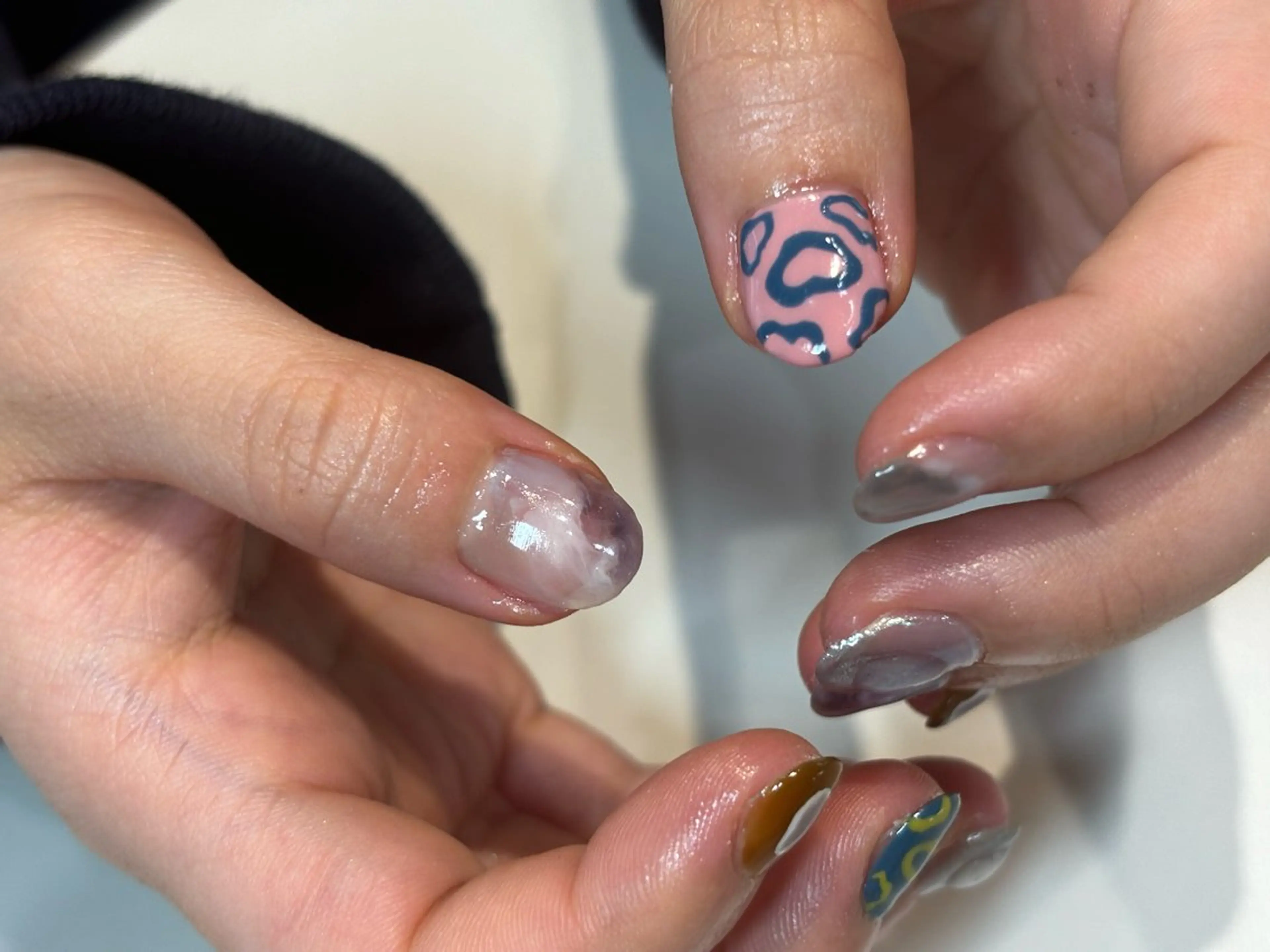 ネイル フットネイル フレンチネイル ジェルネイル グラデーション マグネットネイル ハンドネイル ヘアー.ネイル二刀流 misa🫧のヘアスタイル