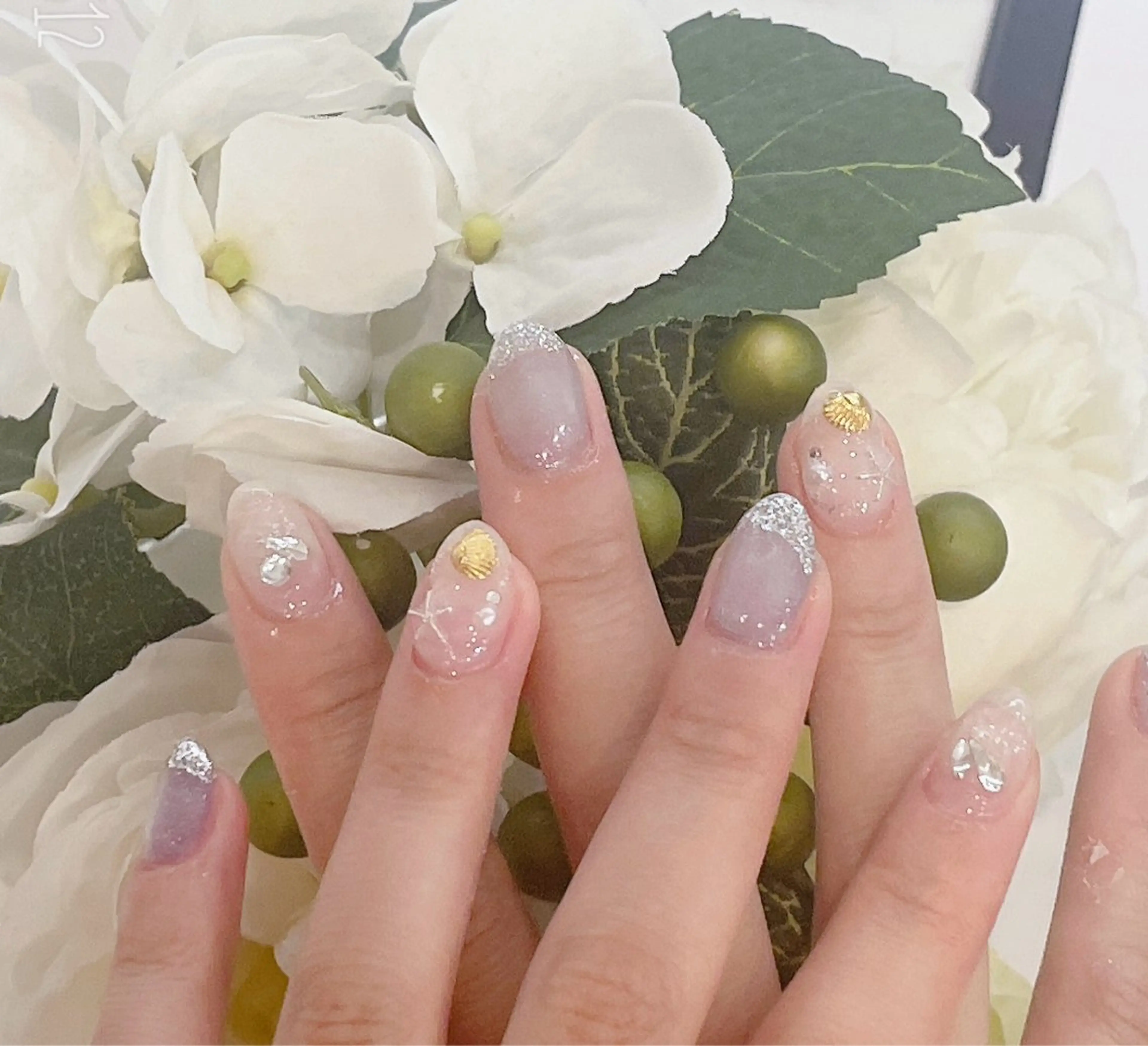 ネイル 穎 アオリのネイルデザイン