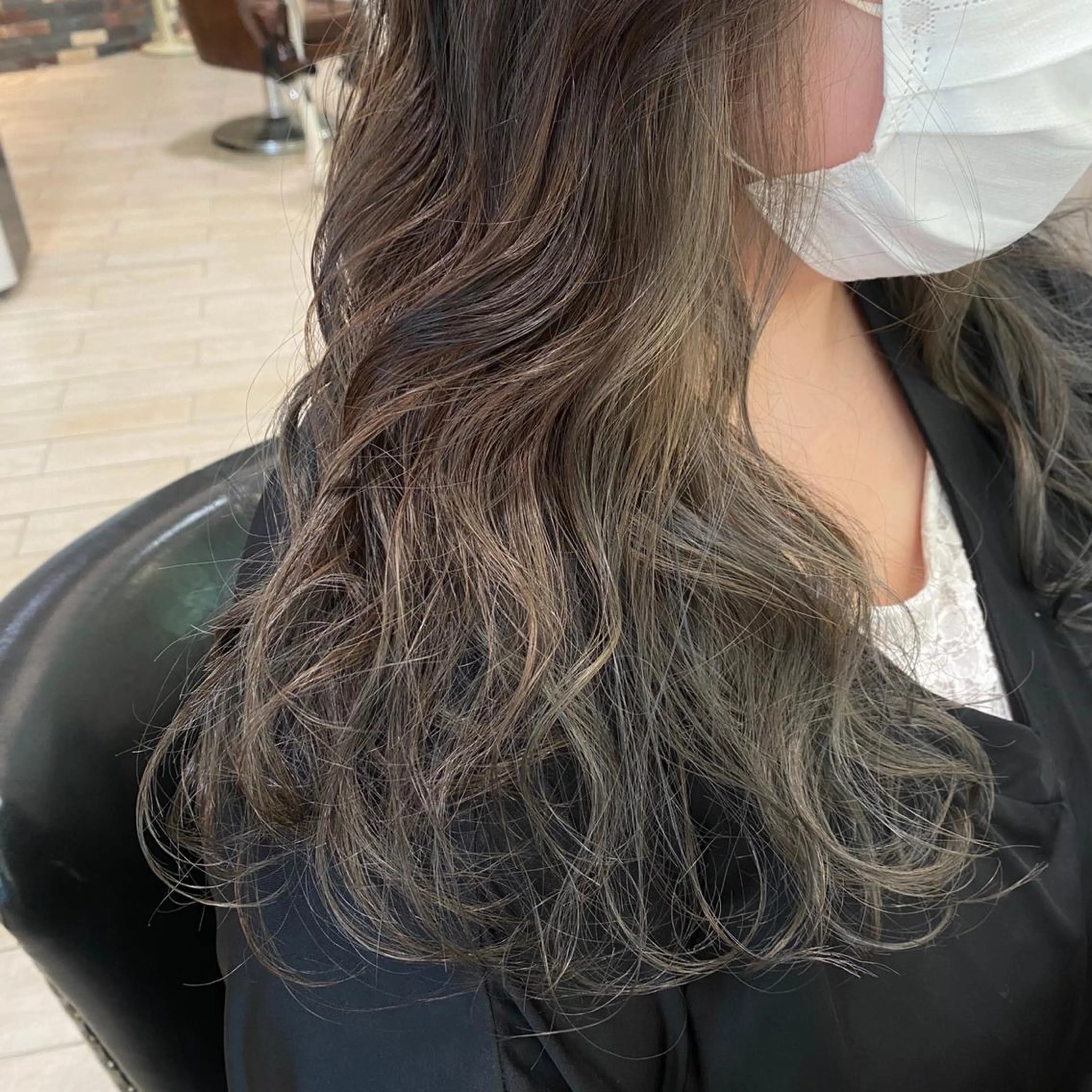 ロング カラー メンズパーマ特化🔥 ツイスパ/シャドウのヘアスタイル