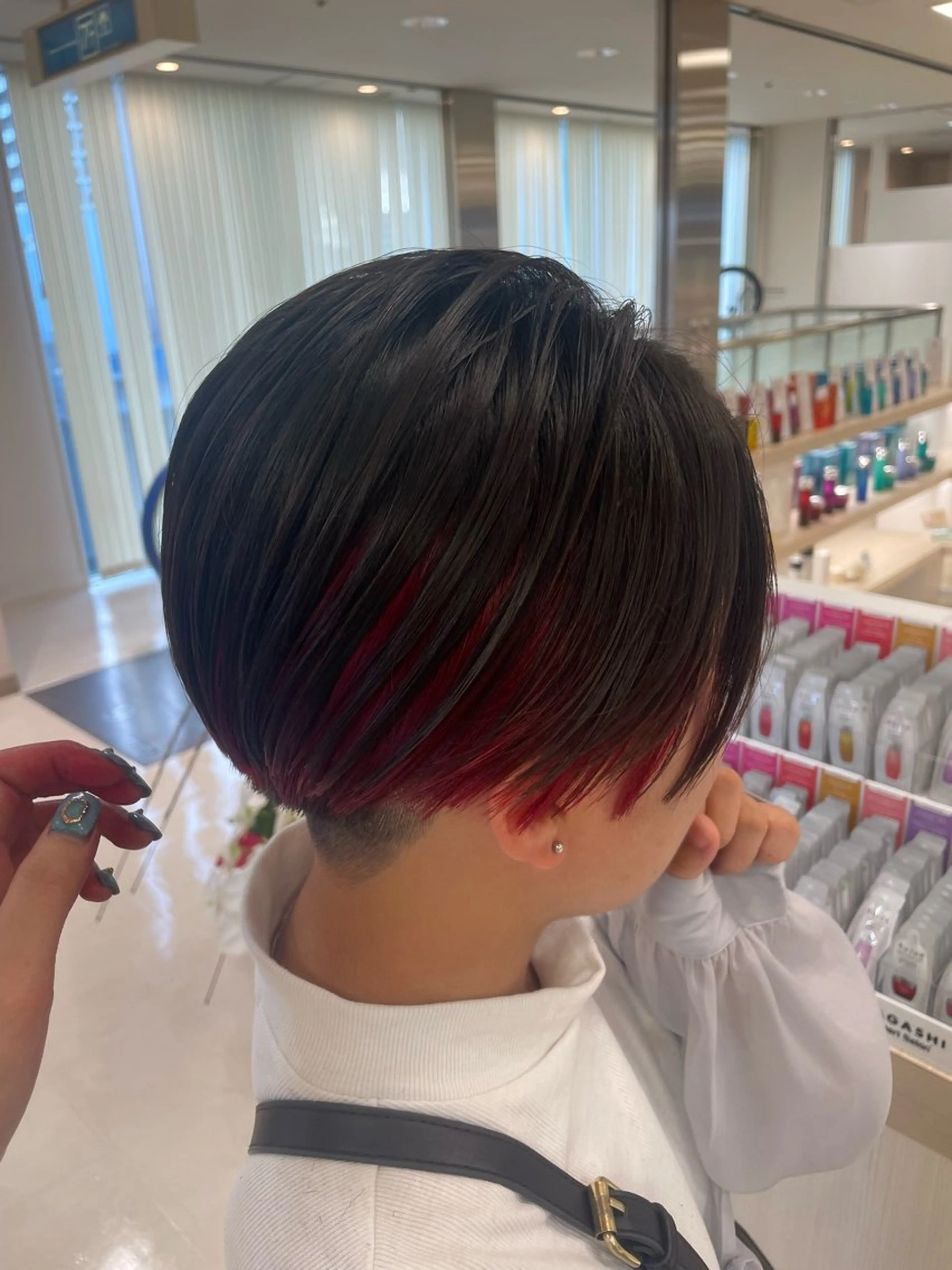 ショート カラー カット ヘアカラー トリートメント ヘッドスパ ヘアセット 暖色レイヤー 🥀REIRIのヘアスタイル