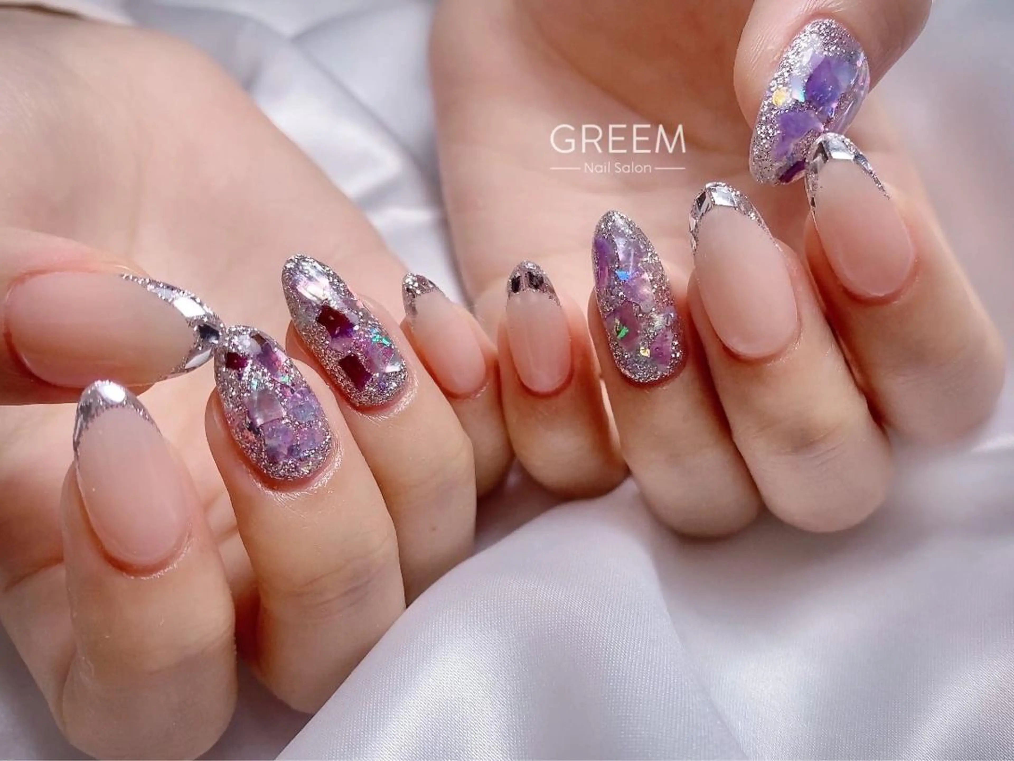 ネイル フレンチネイル ガラスフレンチ フットネイル GREEM グリームのネイルデザイン