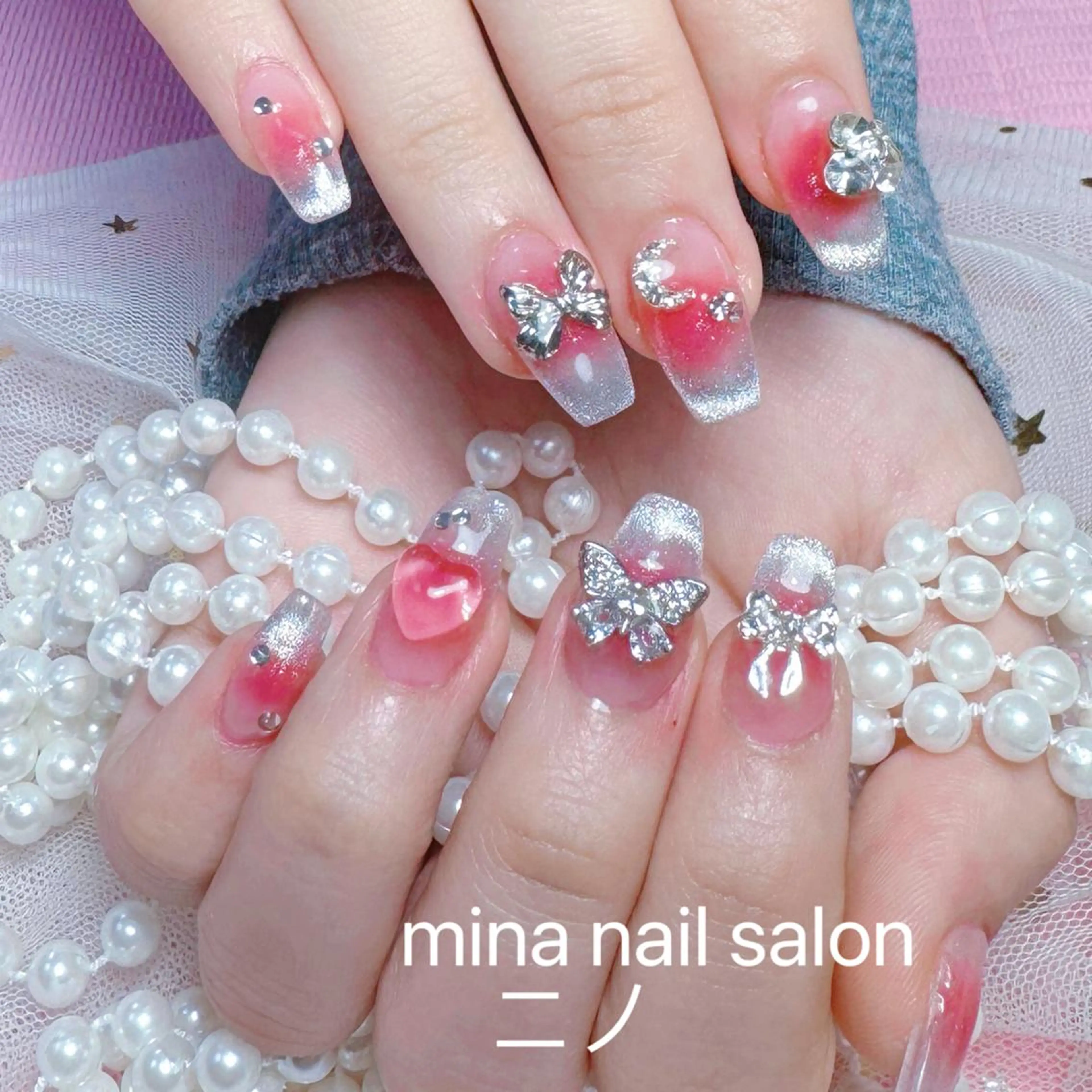 ネイル 🎀まゆ 🪽🐾のネイルデザイン