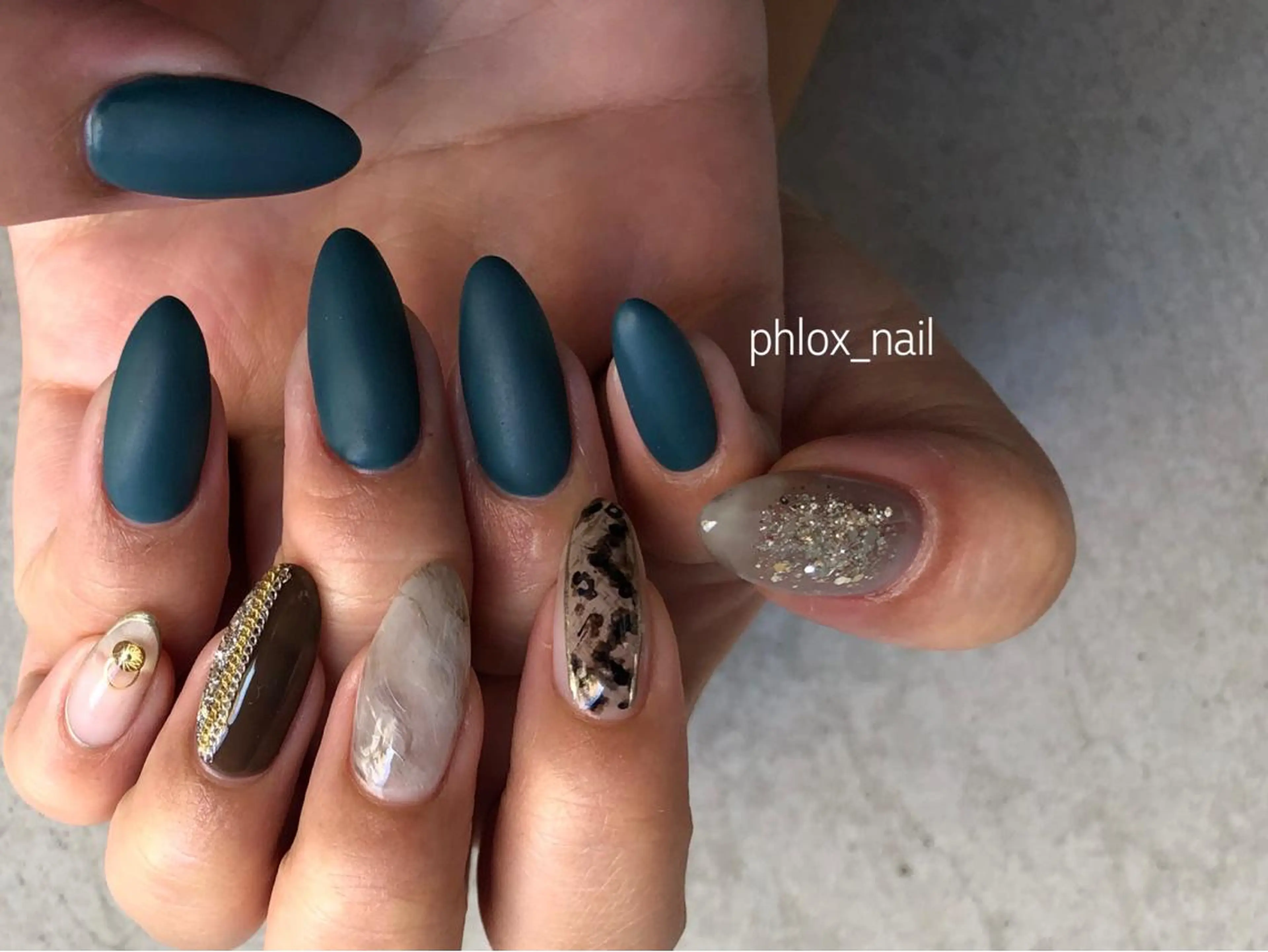 ネイル s/w ＿shokoのネイルデザイン