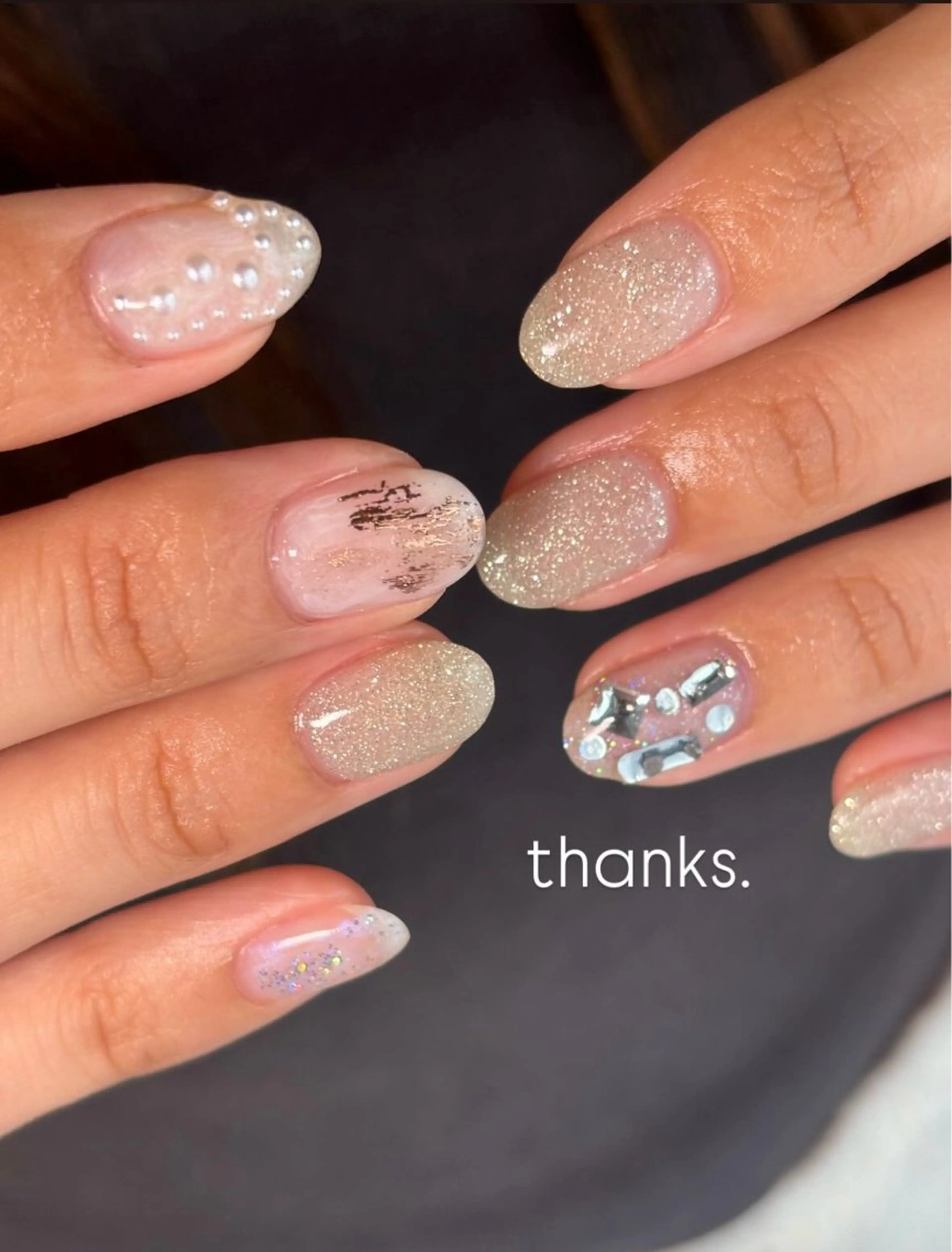 ネイル アートネイル ハンドネイル .8 HAREのネイルデザイン