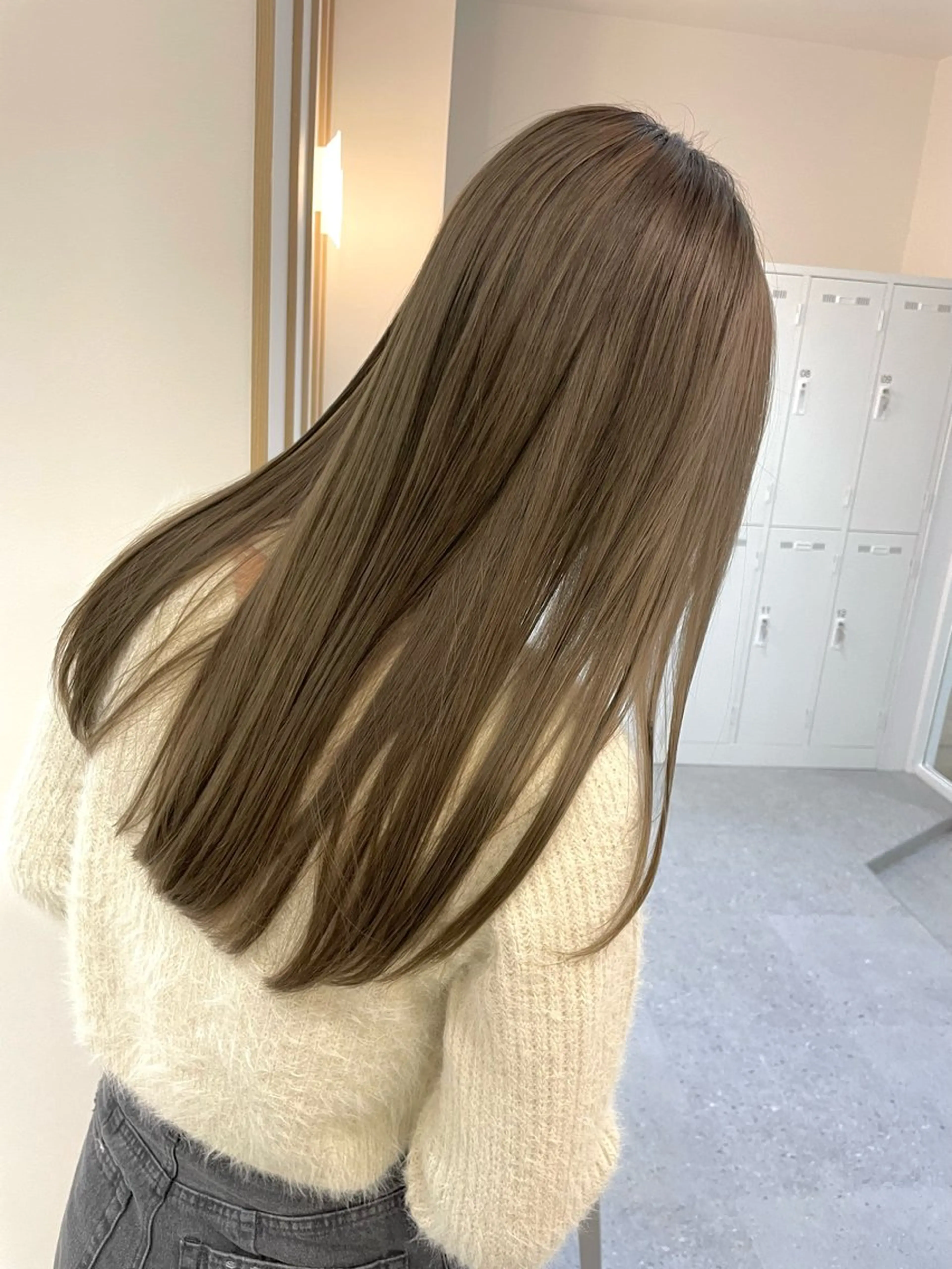 ロング 韓国/透明感 Veluaのヘアスタイル