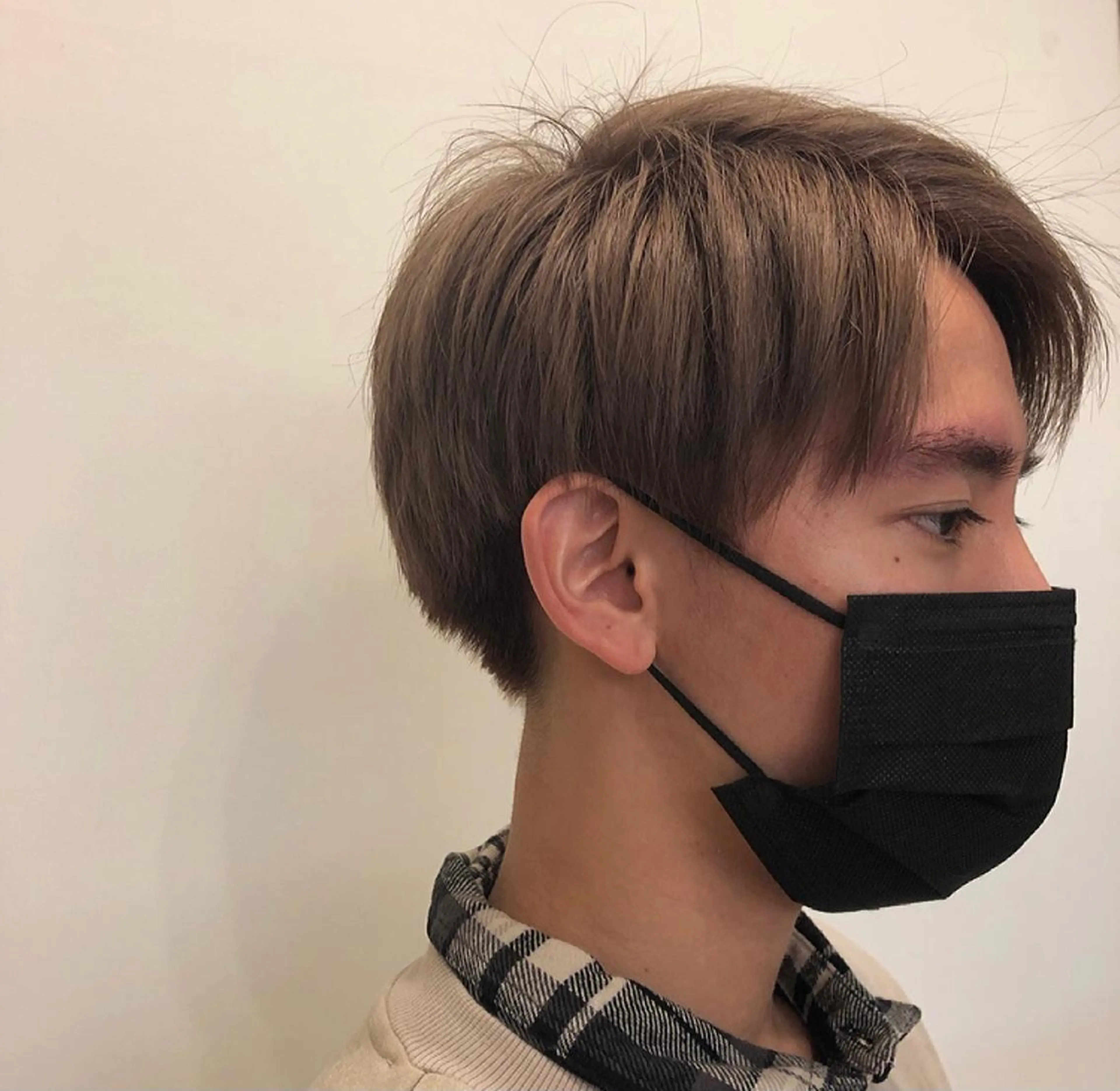 ショート カラー ベージュカラー ミルクティーベージュ カノエ 乃木店のヘアスタイル