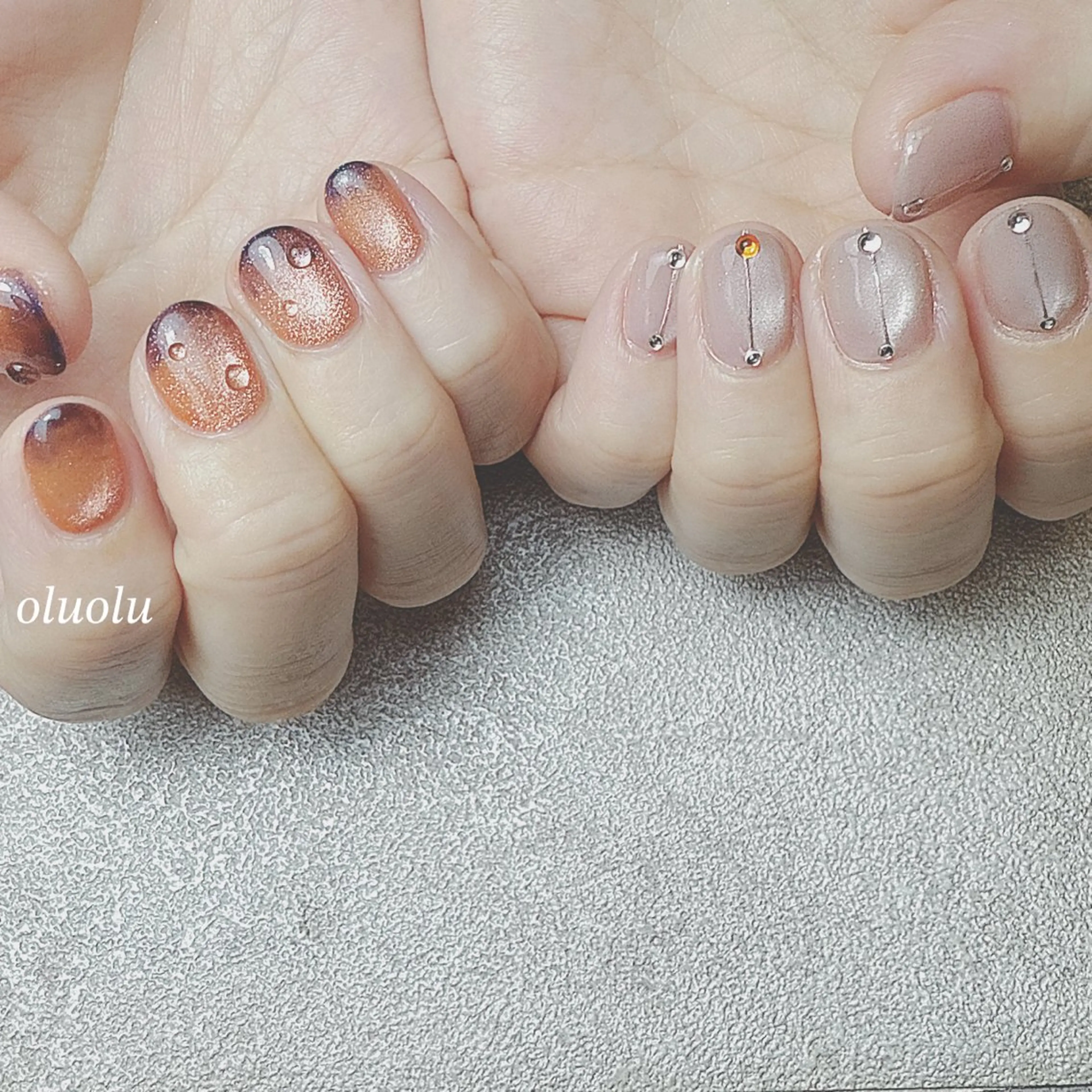 ネイル アートネイル グラデーション マグネットネイル ニュアンスネイル ショートネイル ハンドネイル 大村 紬華のネイルデザイン