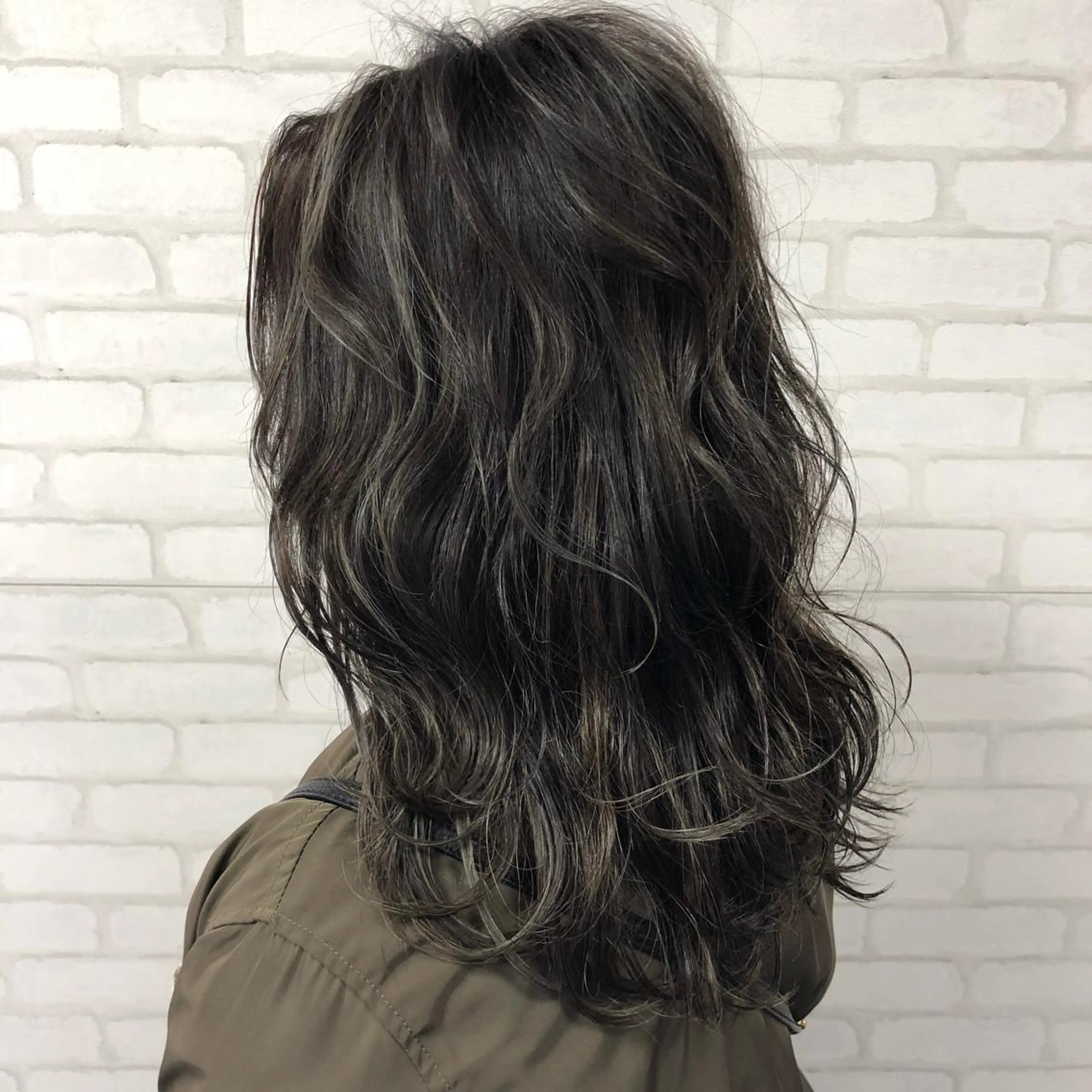 セミロング 梅田茶屋町 Yutaのヘアスタイル