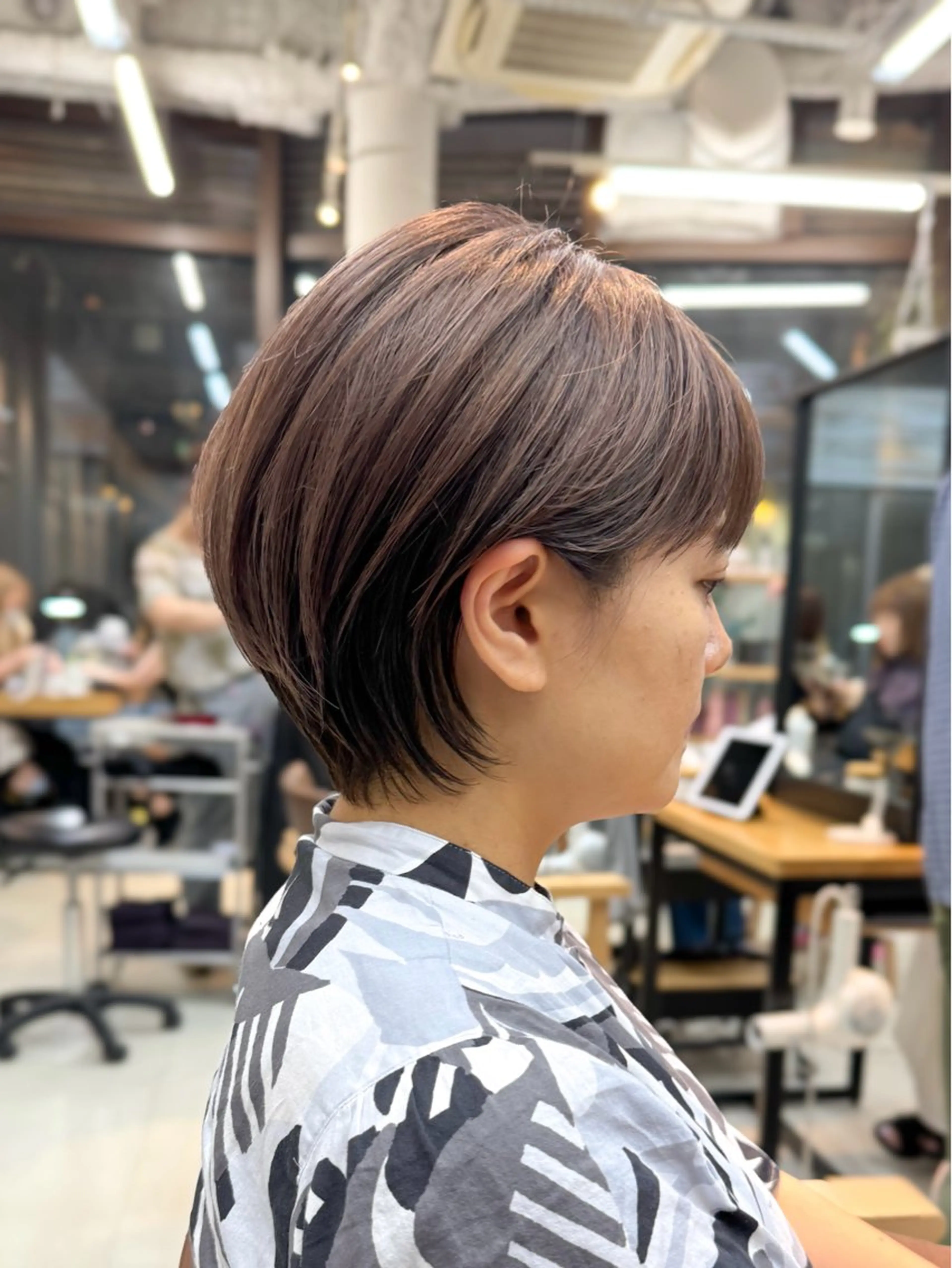 ショート カラー 丸みショート ショートヘア カット ヘアカラー トリートメント mee.表参道所属・ボブ/ショート /パーマ/shinのヘアスタイル