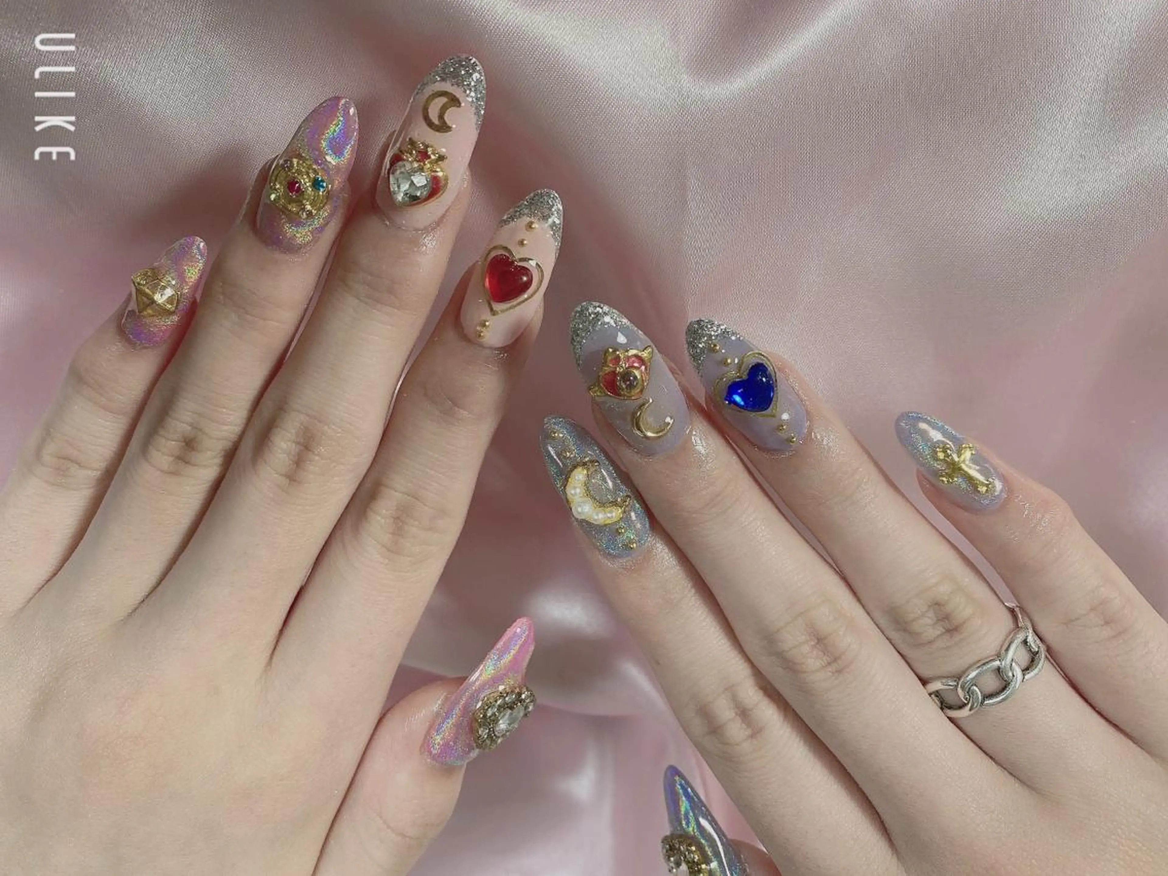 ネイル 高草木 桃香のネイルデザイン