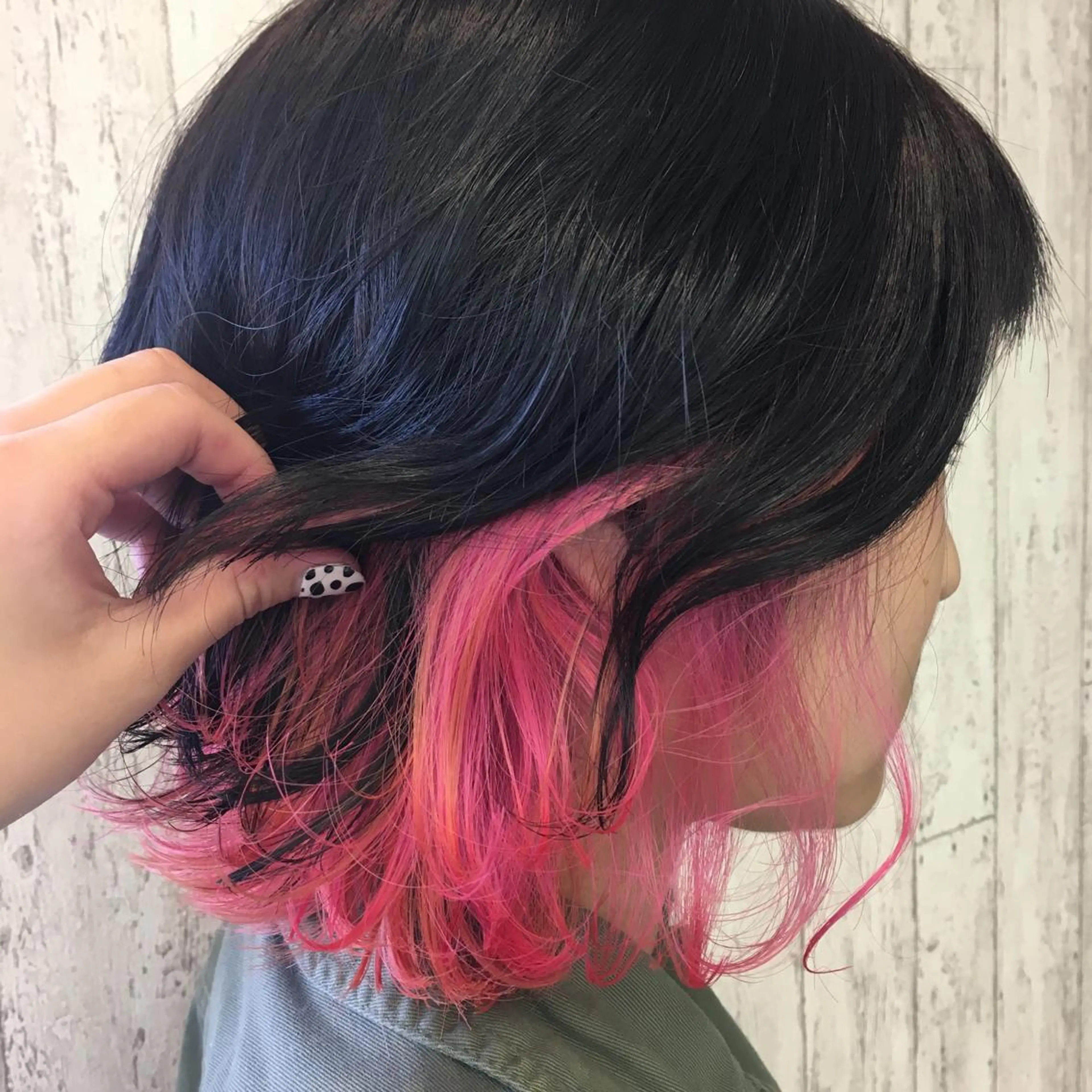 ショート カラー インナーカラー ピンクカラー yoon所属・Kaede .のヘアスタイル