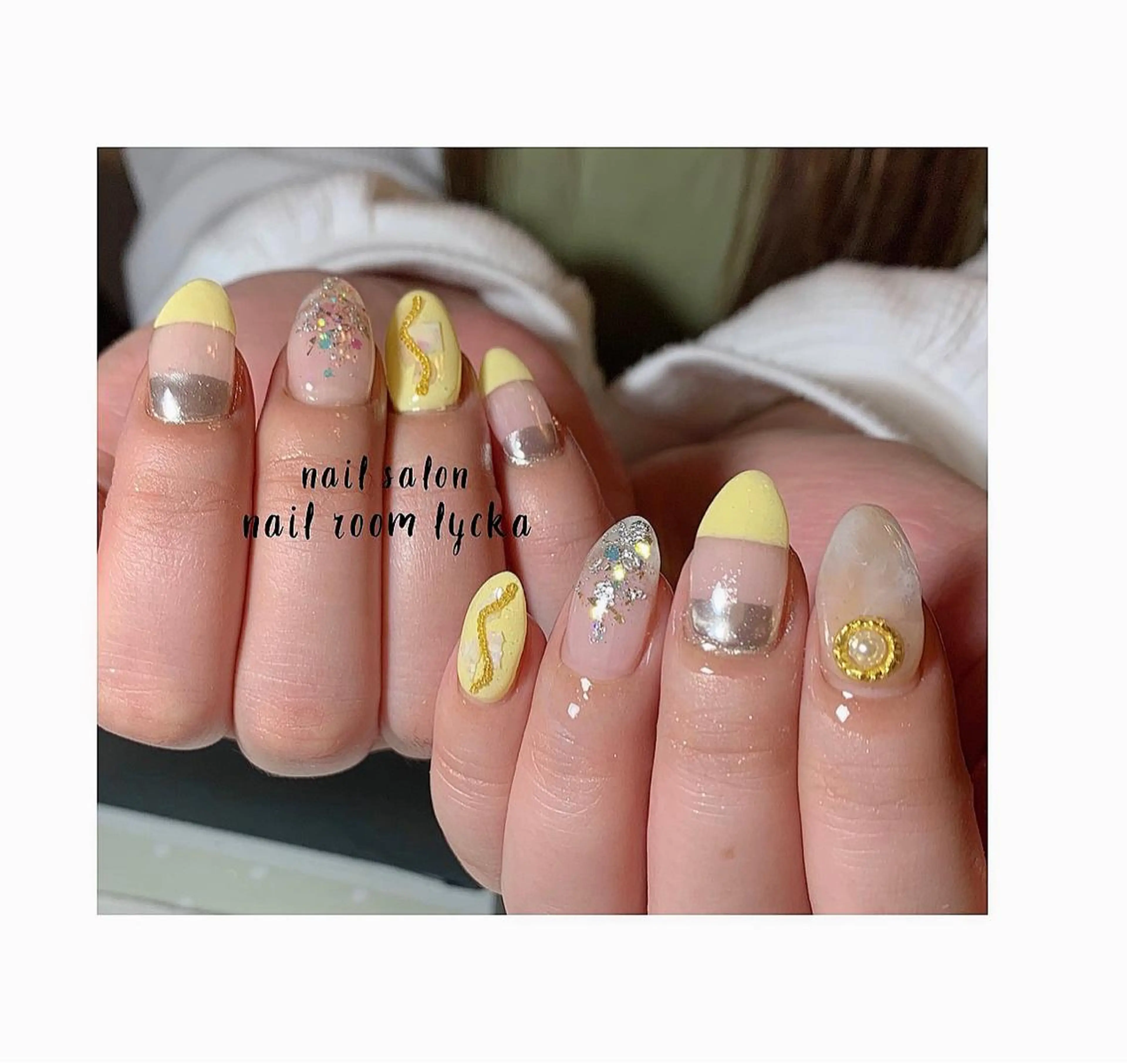 ネイル ﾈｲﾙﾙｰﾑﾘｯｶ 𝐦𝐚𝐲𝐮のネイルデザイン