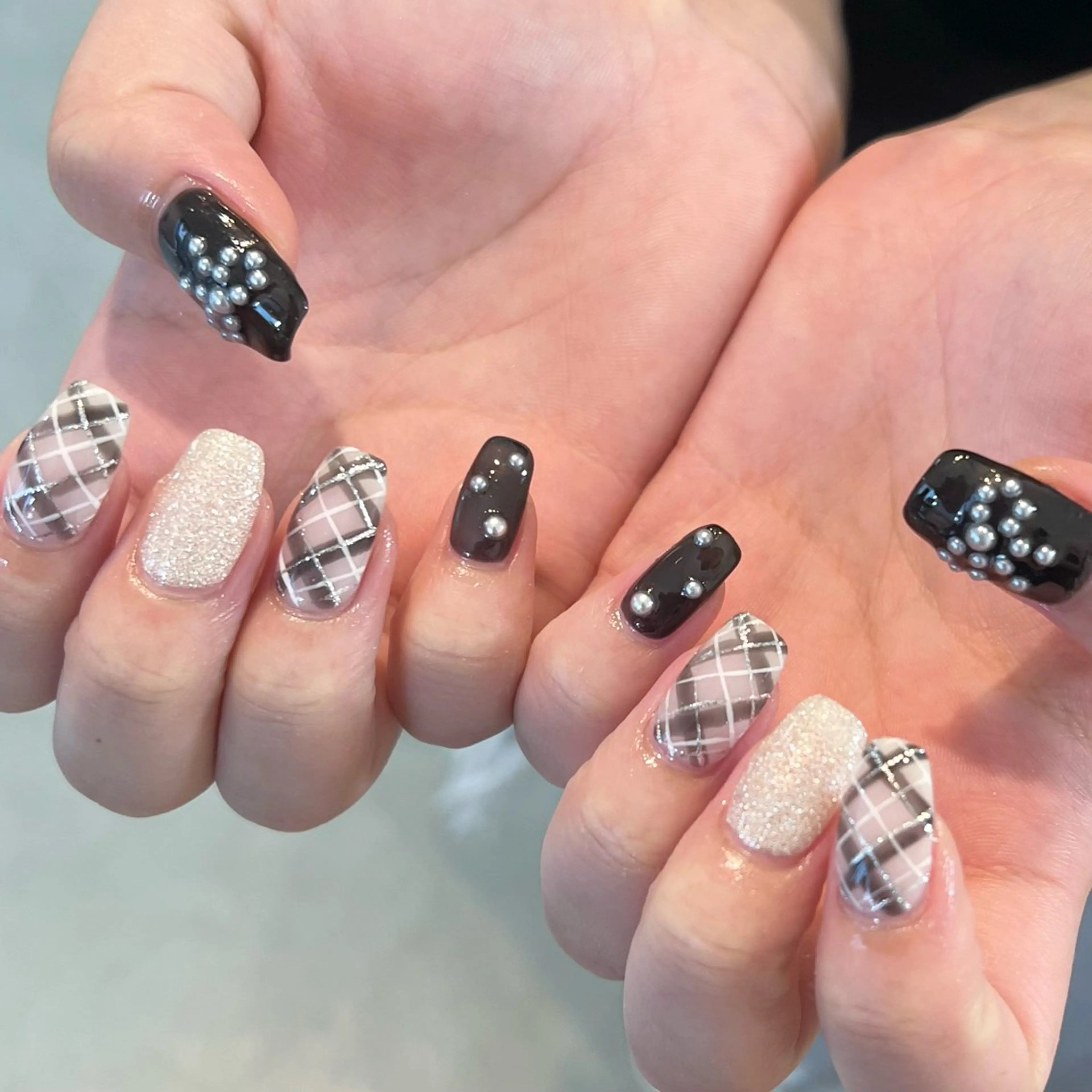 ネイル ハンドネイル sio.nail&eyebrow salon shimokitazawa2号店所属・nailist mana𖤐´-のネイルデザイン