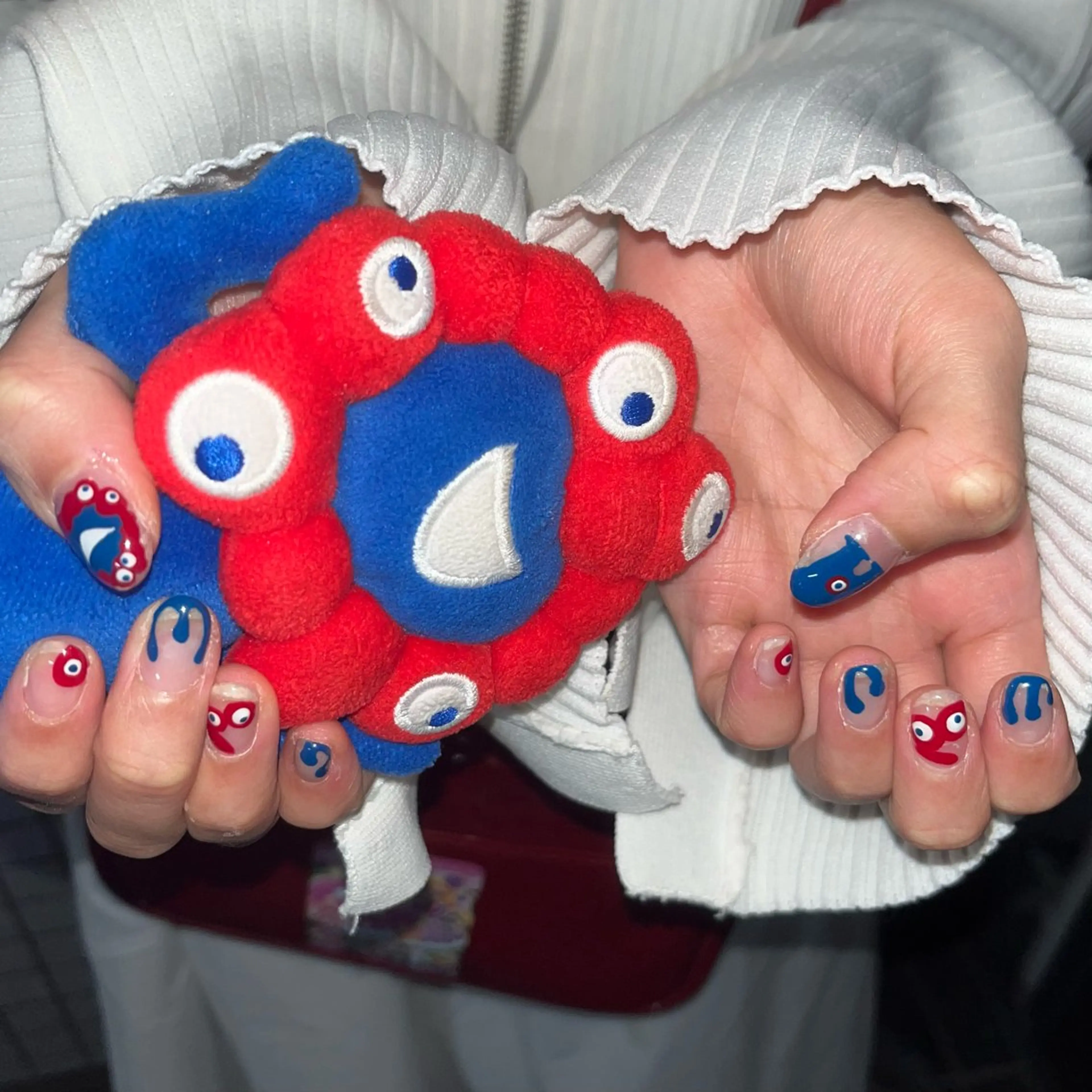 ネイル ハンドネイル フットネイル 小川 柚香のネイルデザイン