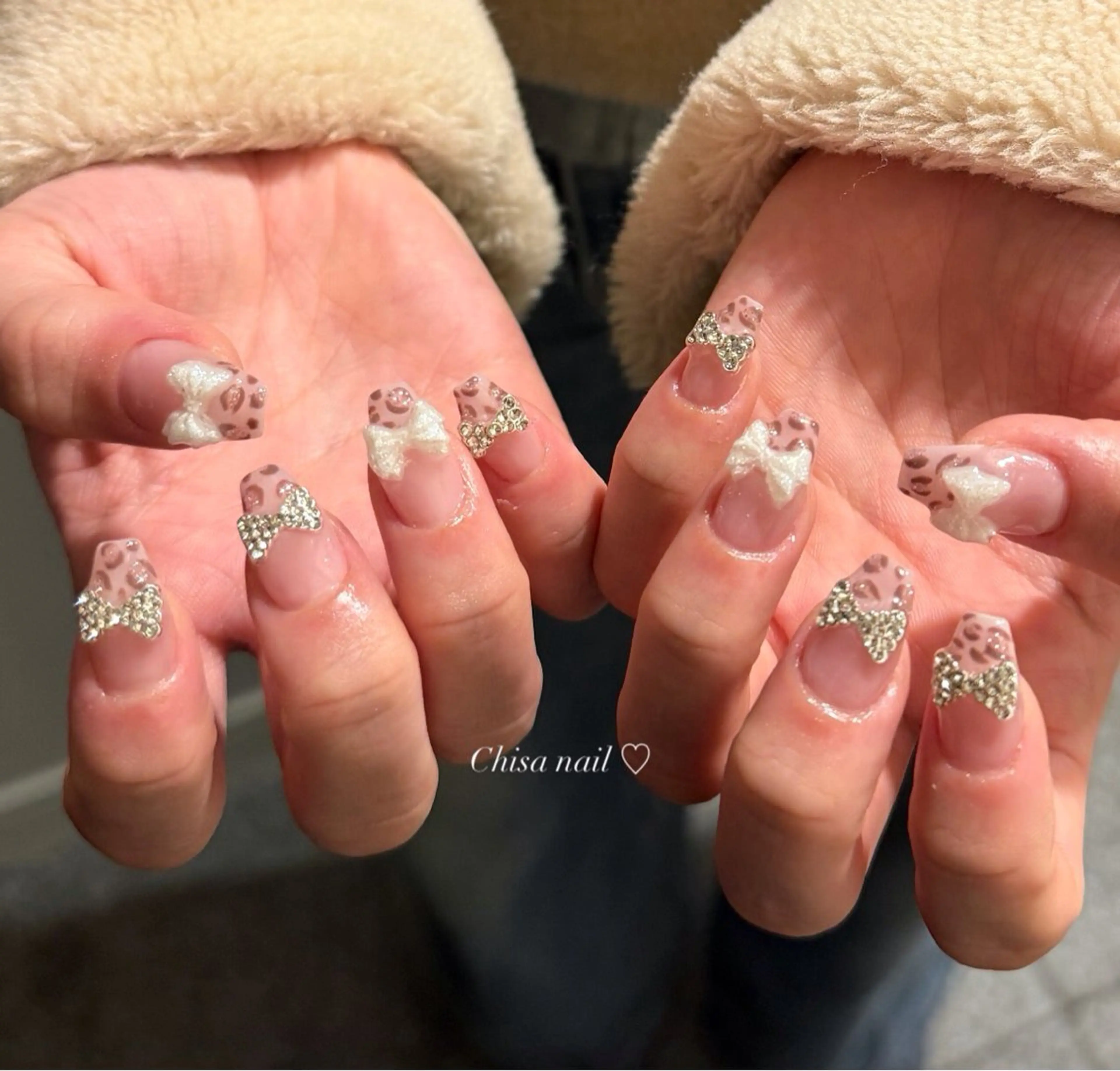 ネイル 長さ出し ジェルネイル グラデーション キラキラネイル 韓国ネイル ハンドネイル ハンドケア Chisa Nail Studio所属・チ サのネイルデザイン