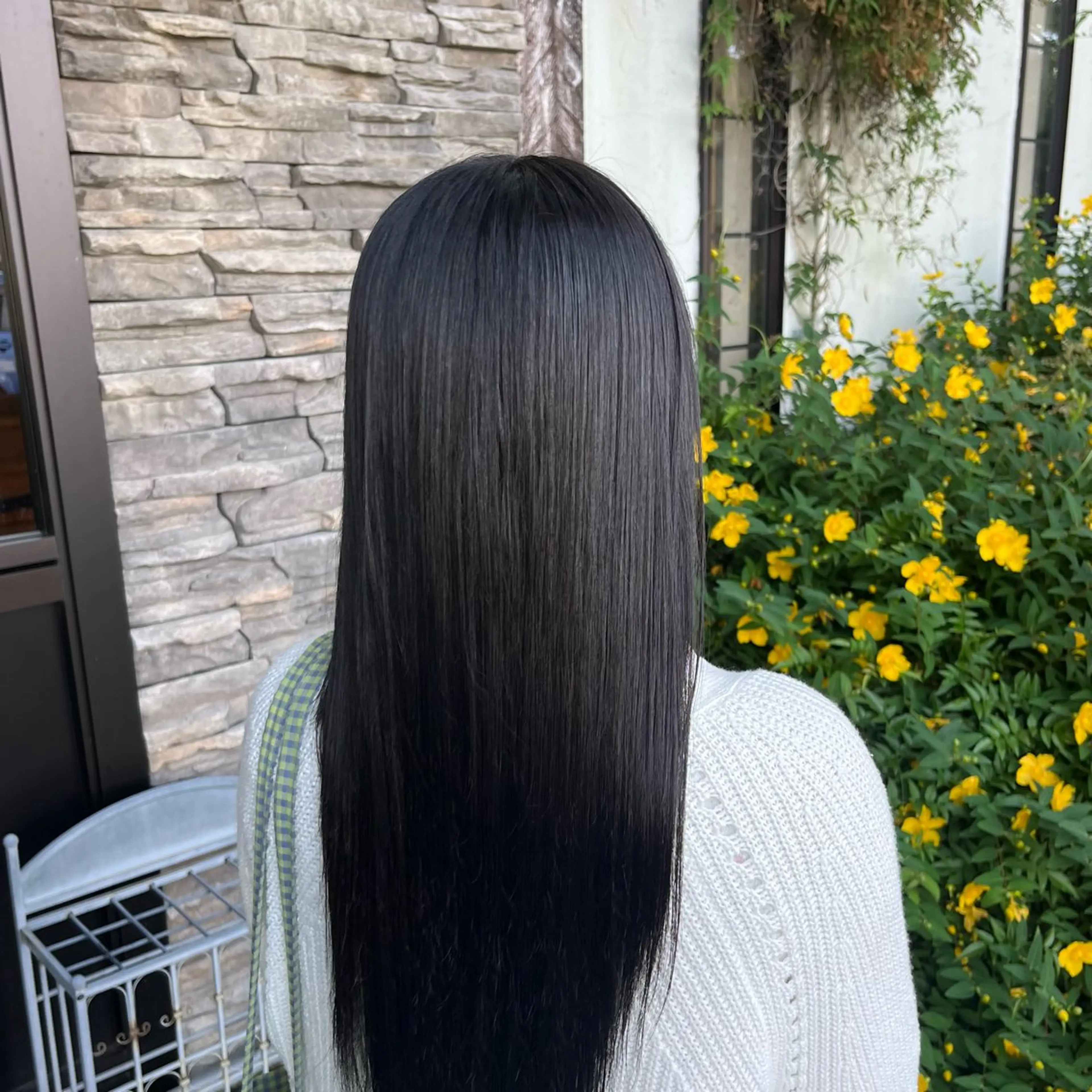 ロング ルプラボウ 鈴木 莉菜のヘアスタイル