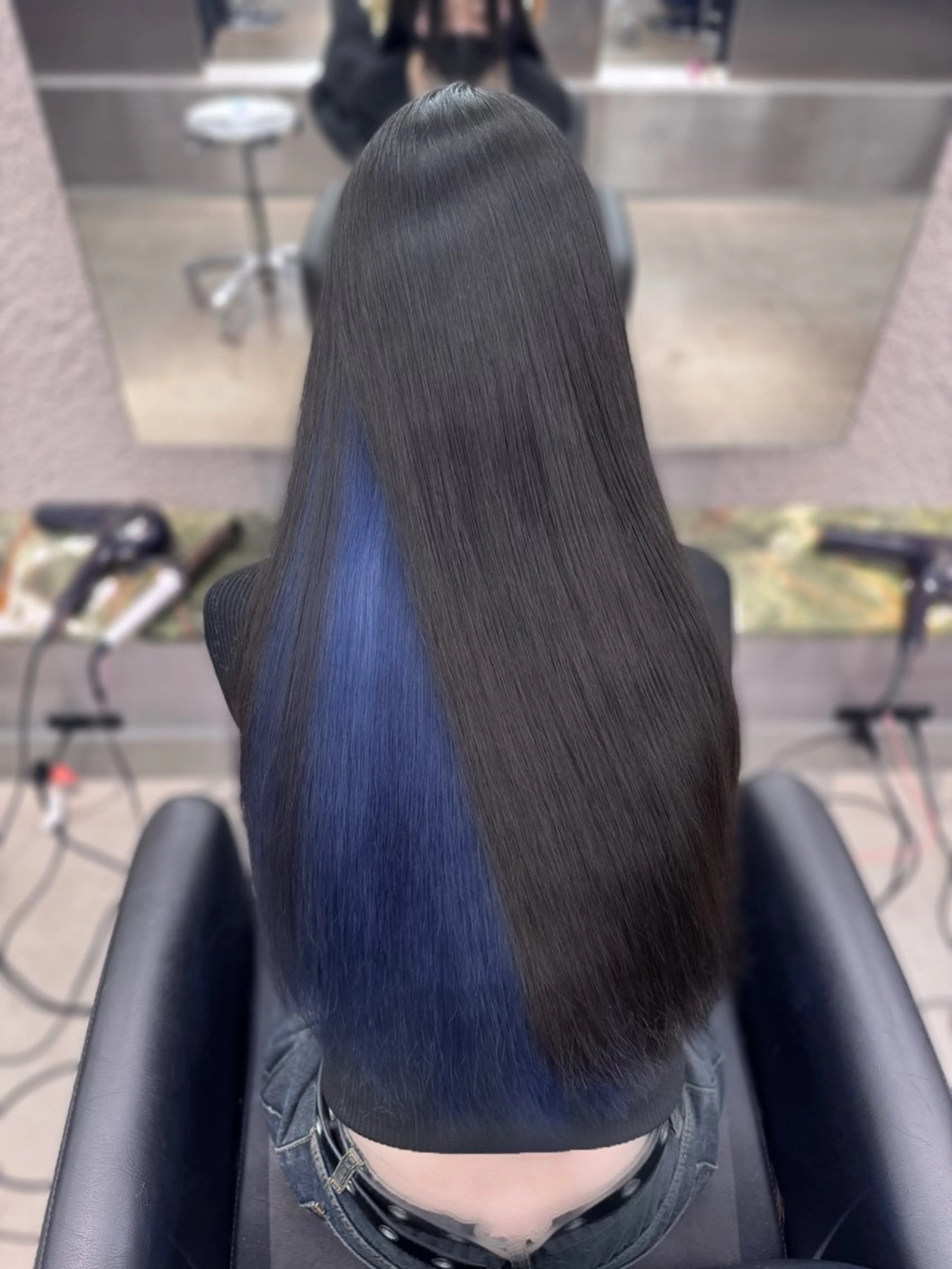 ロング ヘアカラー 吉澤 愛心のヘアスタイル