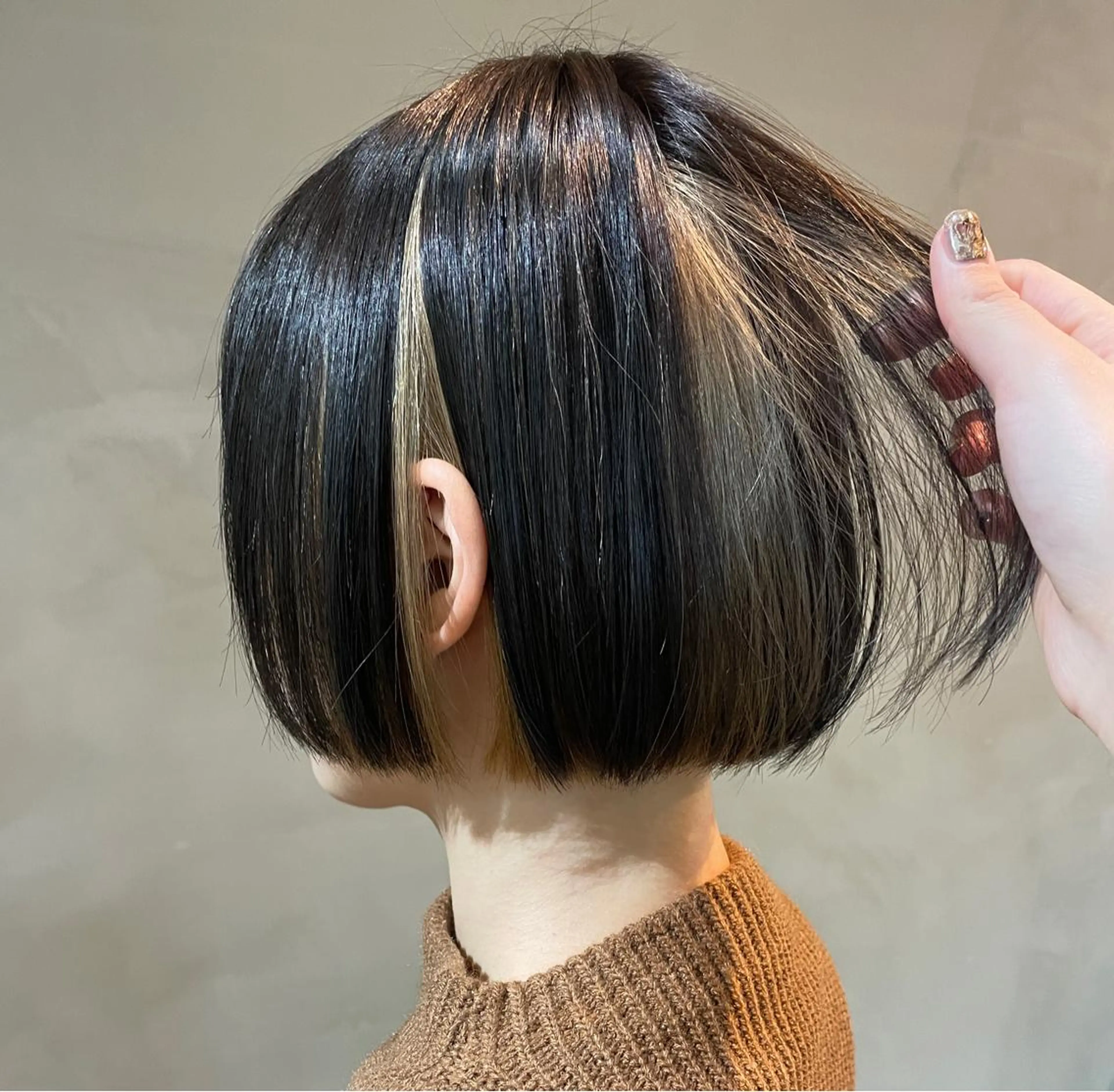 ショート ボブ OLTI所属・カジ エリナのヘアスタイル