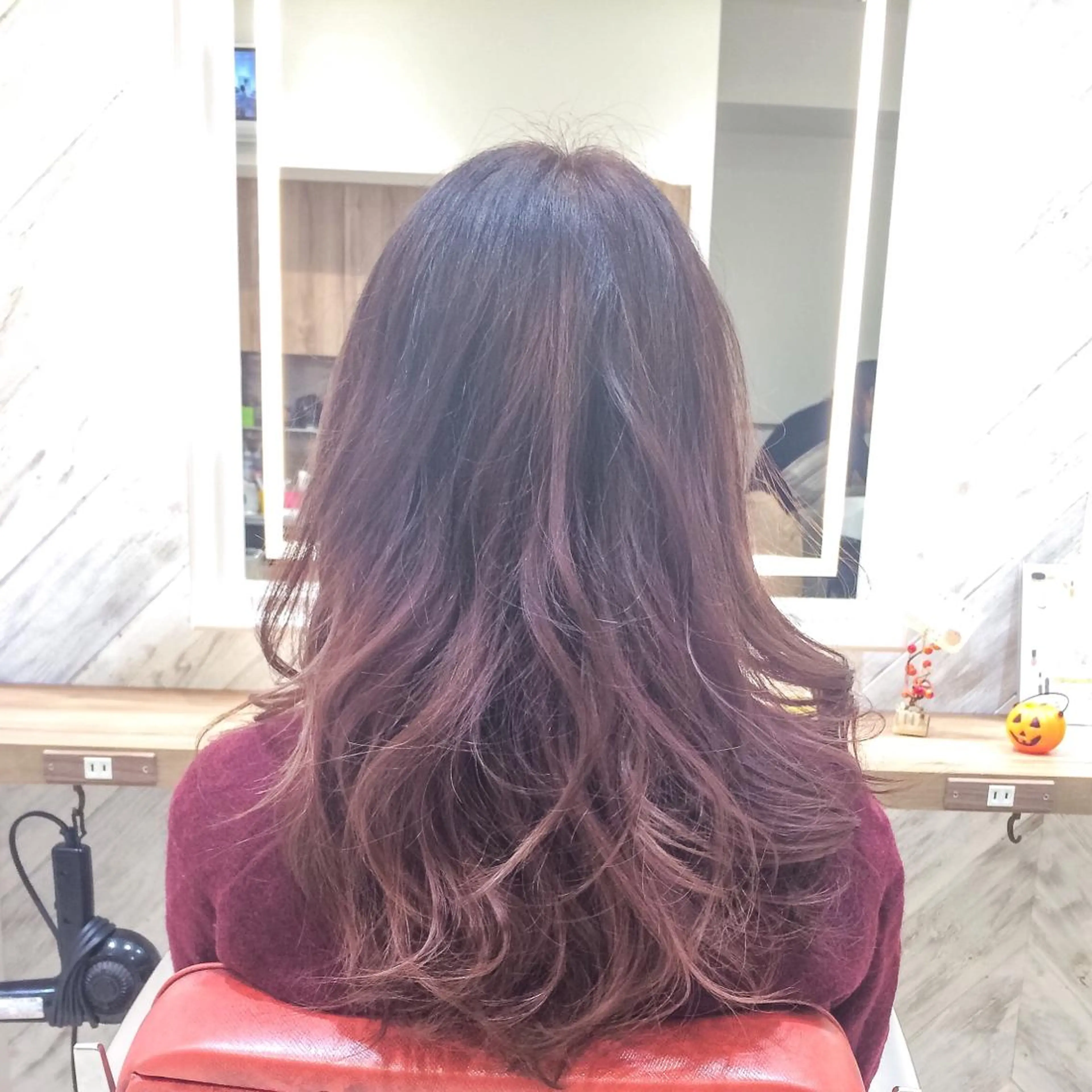 ロング パープルカラー 平内 賢人のヘアスタイル