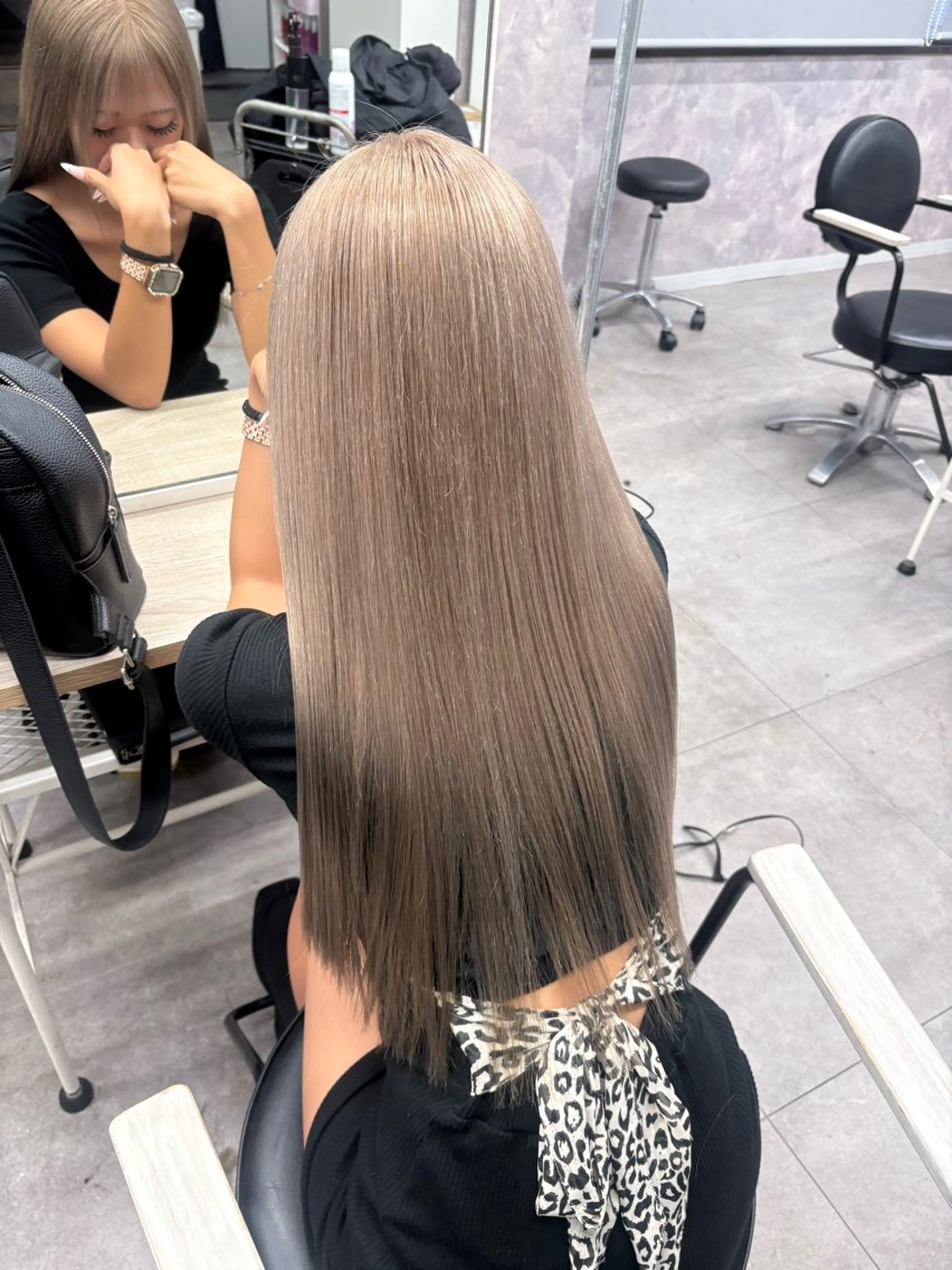 ロング ヘアカラー トリートメント ⚜️抜け感×艶カラー ⚜️ちづるのヘアスタイル