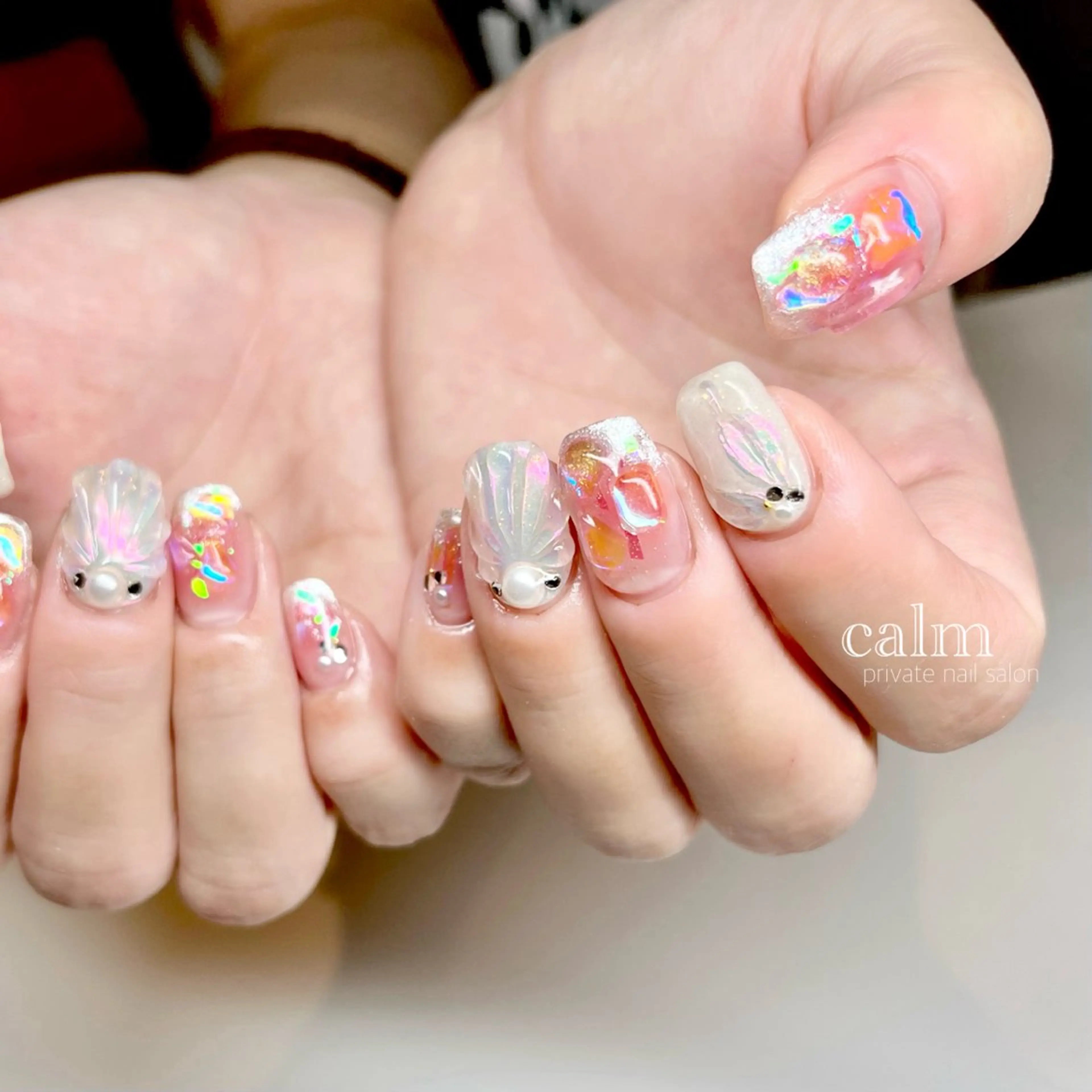 ネイル ハンドネイル calm 〔ｶｰﾑ〕のネイルデザイン